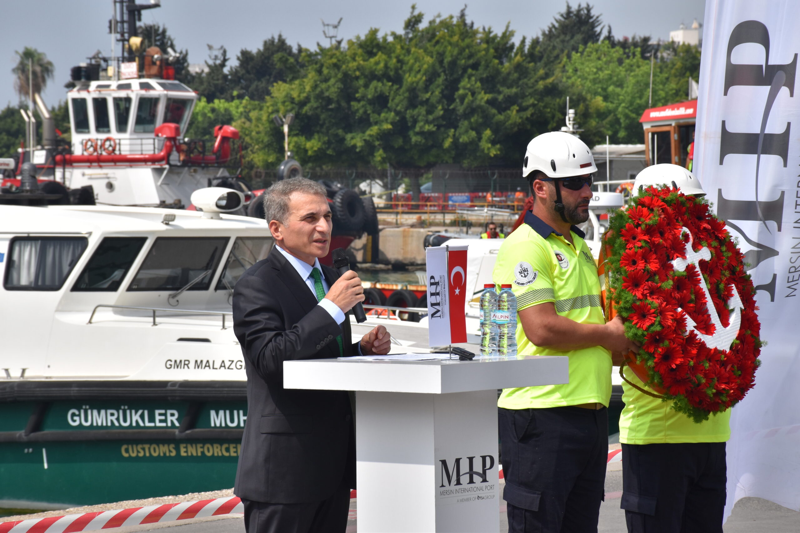 Mersin Uluslararası Limanı (MIP) Kılavuz Kaptanlar Haftasını kutladı