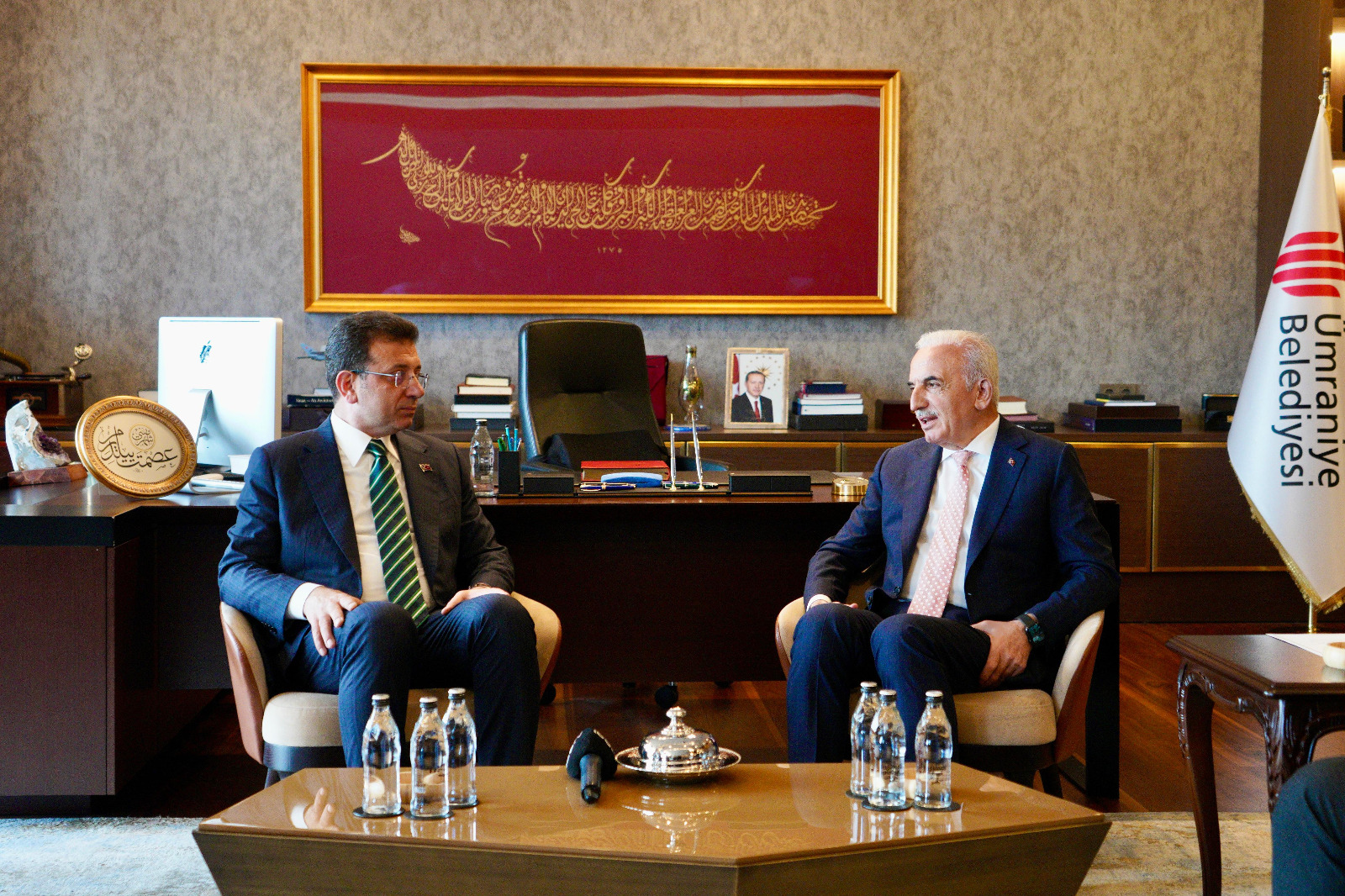BAŞKAN İMAMOĞLU, ÜMRANİYE BELEDİYE BAŞKANI İSMET YILDIRIM’I MAKAMINDA TEBRİK ETTİ