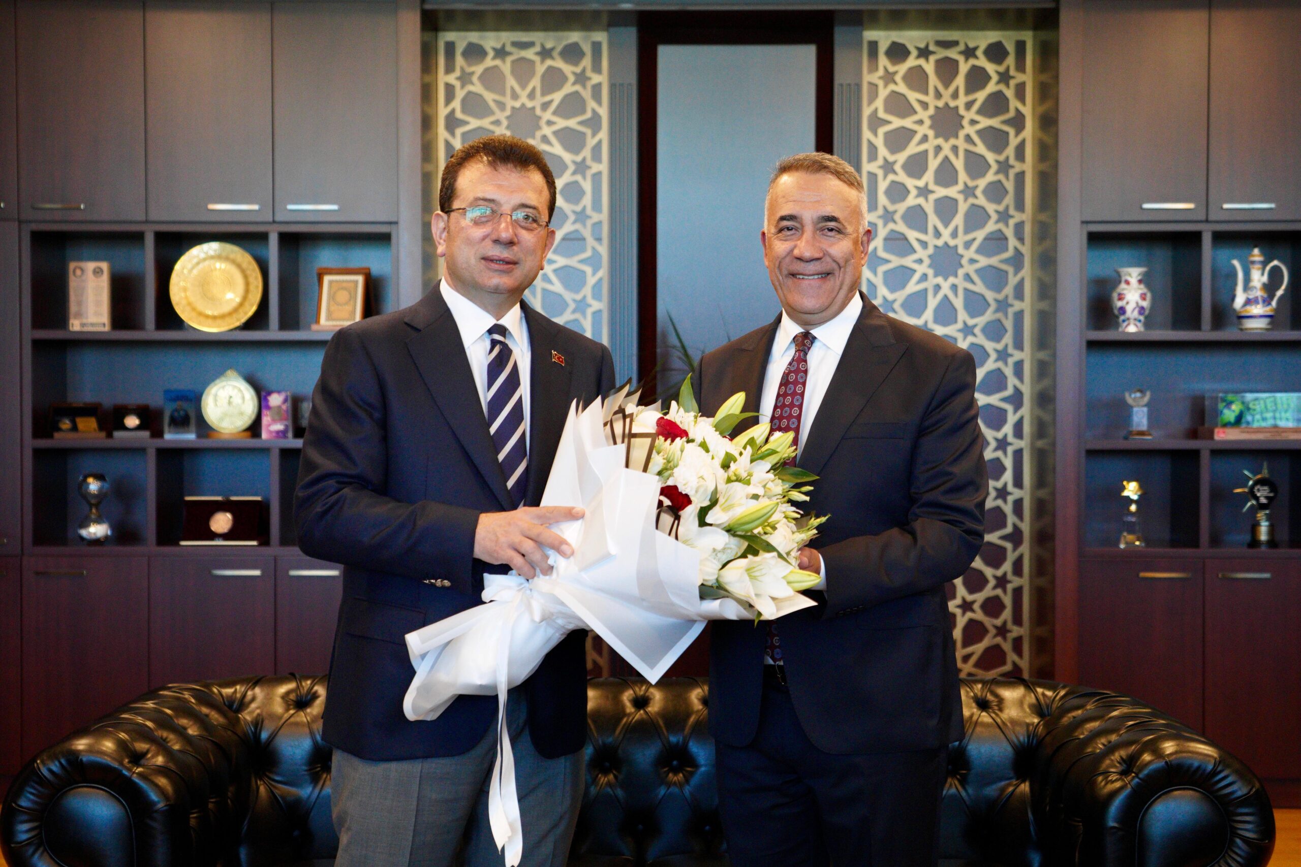 İBB Başkanı Ekrem İmamoğlu’ndan Sultangazi Belediye Başkanı Abdurrahman Dursun’a Tebrik Ziyareti