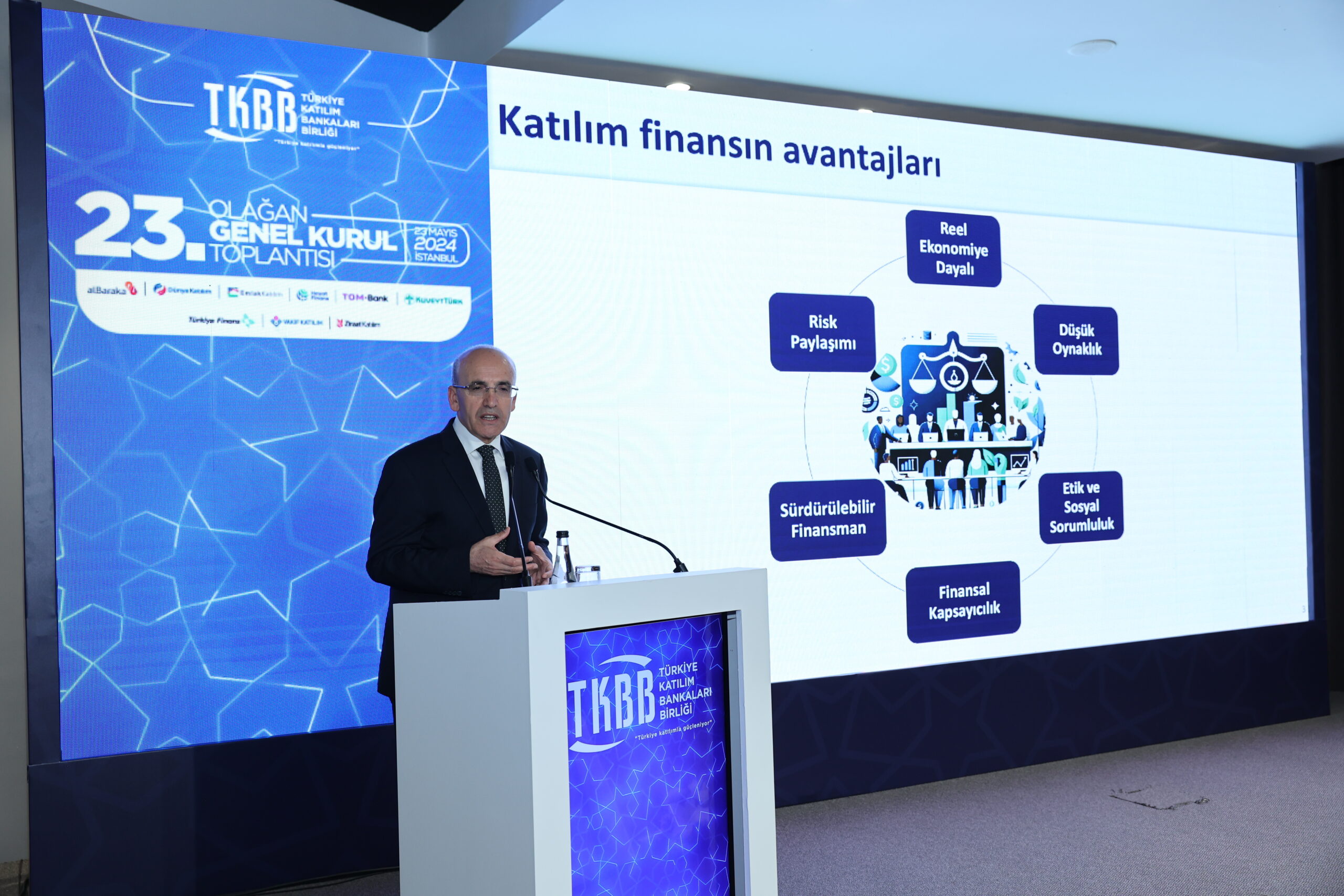 Hazine ve Maliye Bakanı Mehmet Şimşek:   “Türkiye’ye çok ciddi bir şekilde kaynak girişi var”