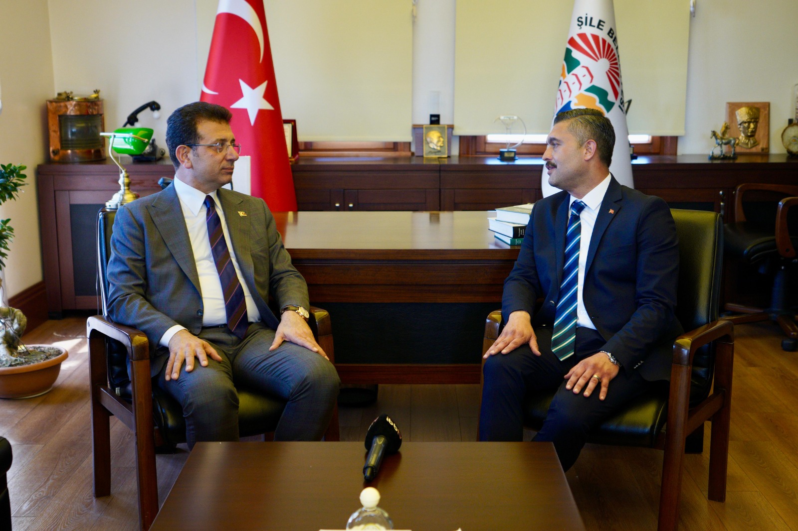 İmamoğlu’ndan Şile Belediye Başkanı Kabadayı’ya Tebrik Ziyareti: “Çok Başarılı Olalım ki, İstanbullular Mutlu Olsun”