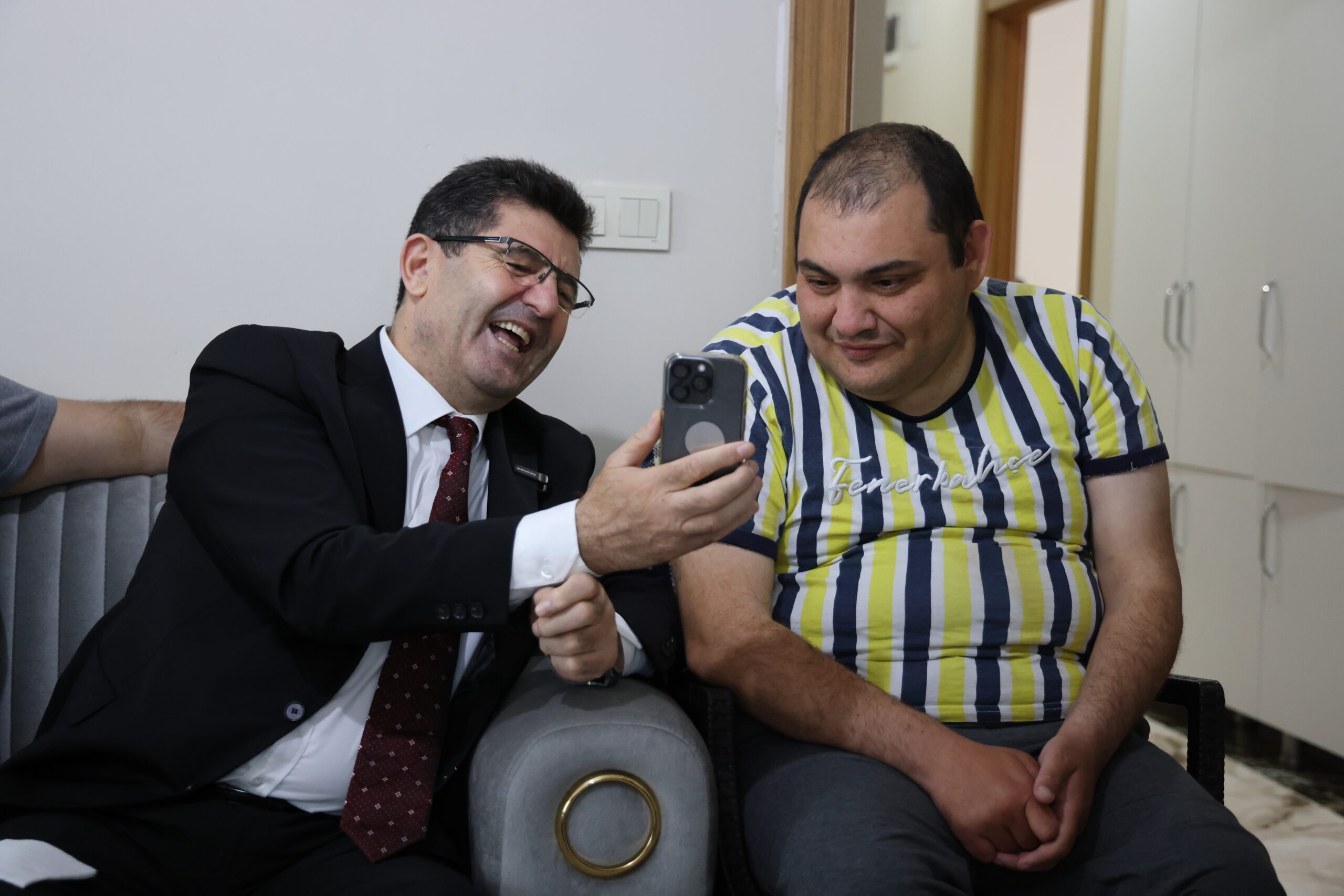 Başkan Çerkez’den Anlamlı Ziyaret: Semih’in Mourinho Hayalini Aziz Yıldırım’la Buluşturdu**