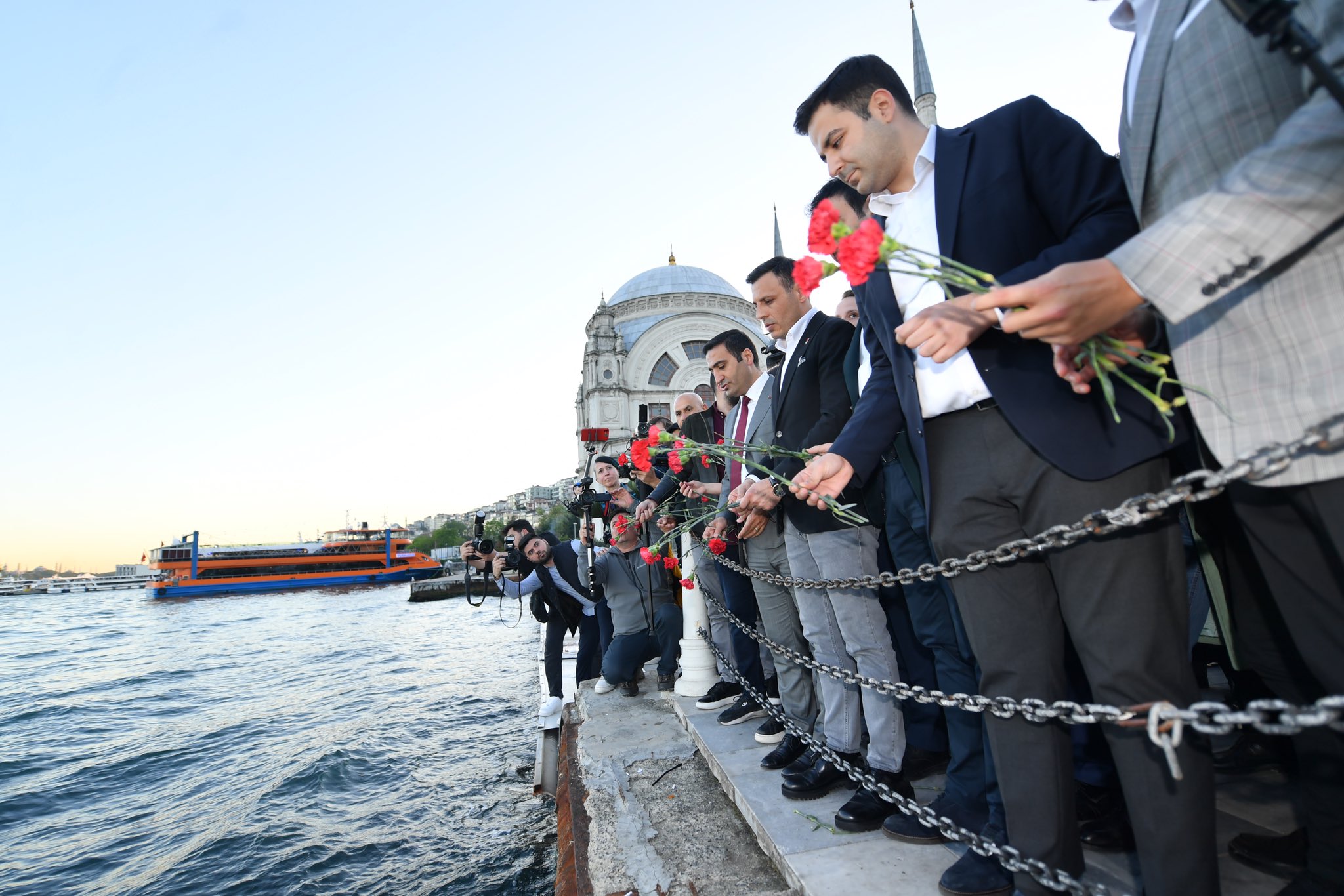 CHP İstanbul İl Başkanı Özgür Çelik: ‘Denizlerin Umudu Milyonları Kuşatıyor'”