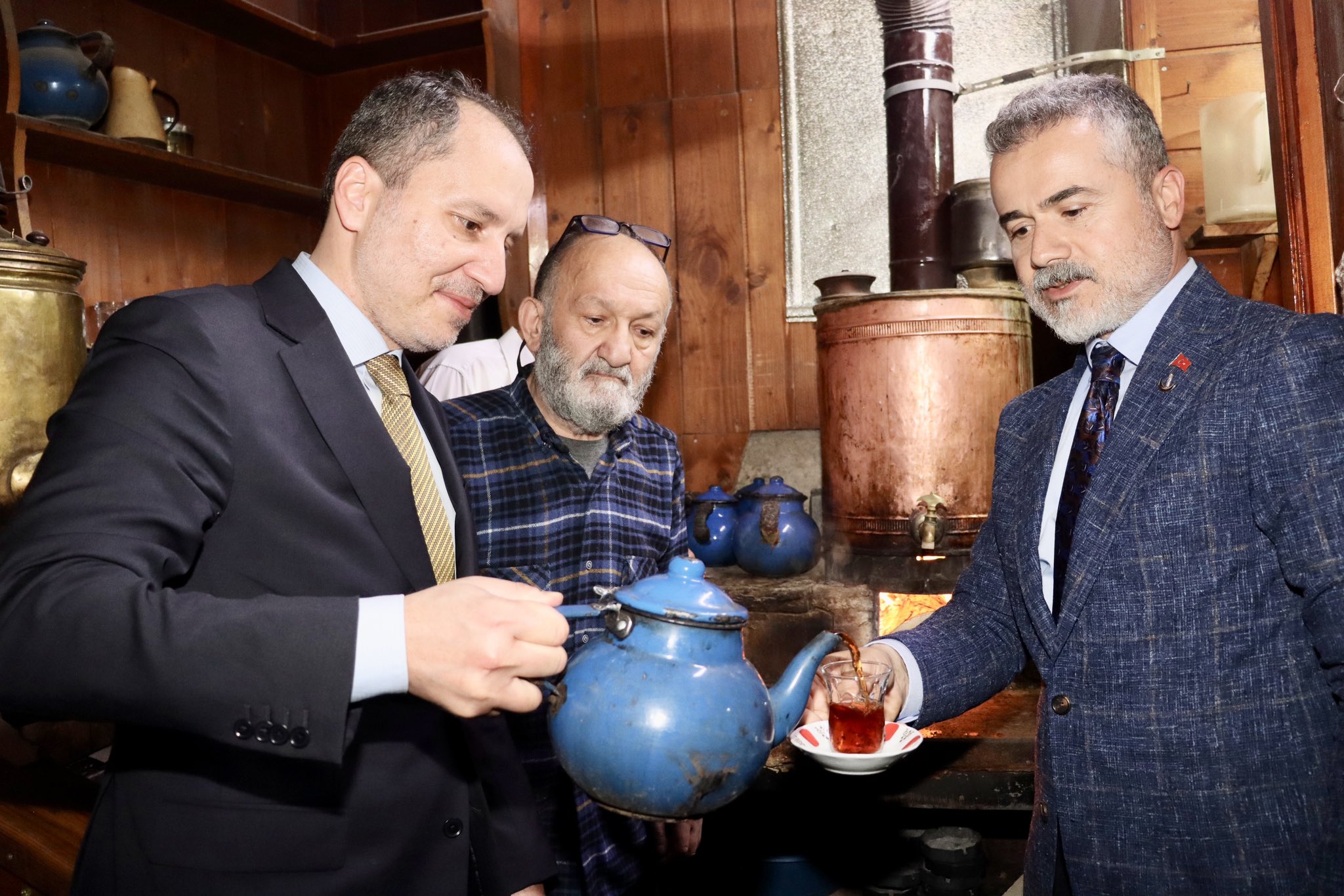 “Yeniden Refah Partisi Lideri Dr. Fatih Erbakan, Pasinler’de Halk Buluşması Gerçekleştirdi”