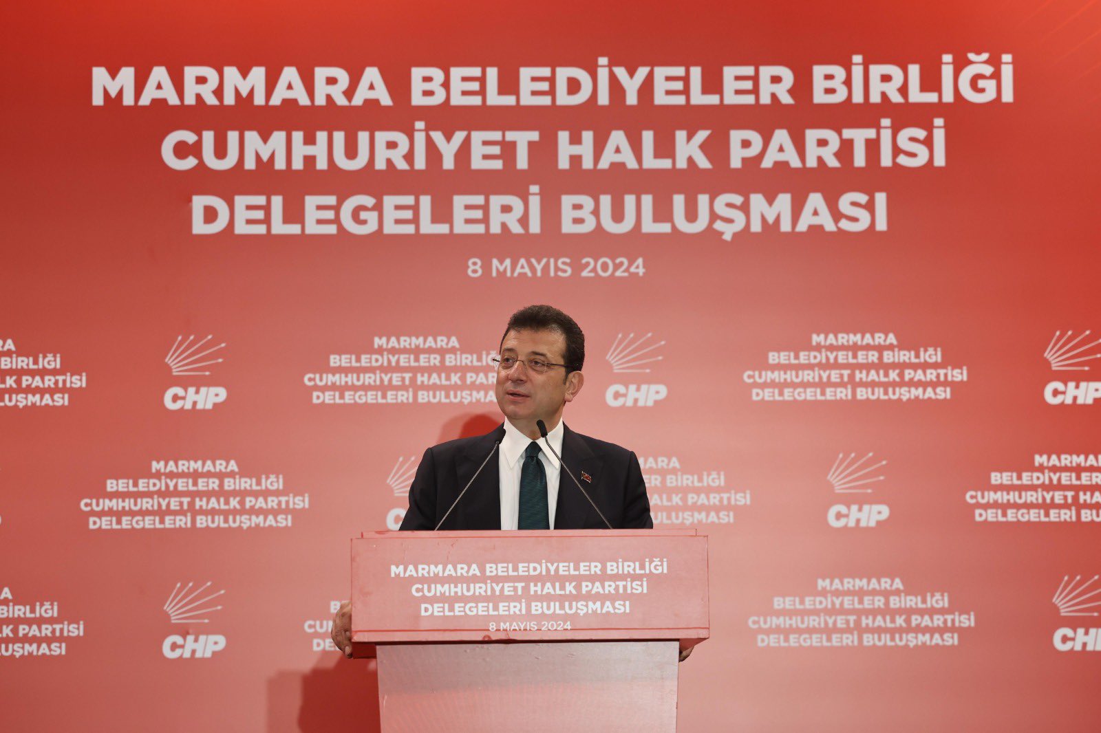 Ataşehir Belediye Başkanı Onursal Adıgüzel, Marmara Belediyeler Birliği’nin Yeni Başkanına Başarılar Diledi