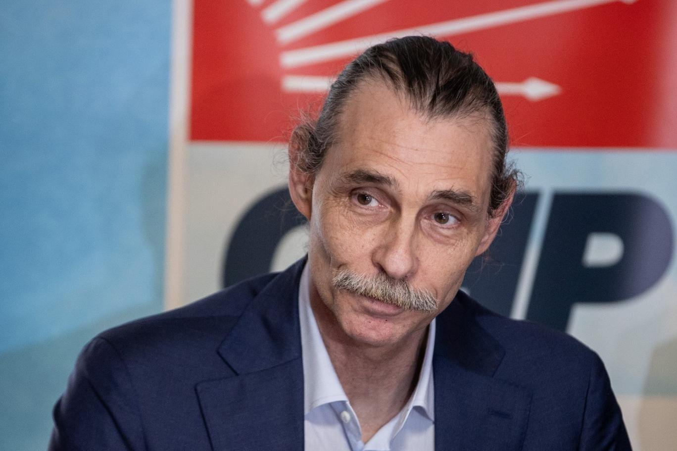 Erdal Beşikcioğlu Görevden Uzaklaştırıldı: Tutuklama Sonrası İçişleri Bakanlığı'ndan Karar