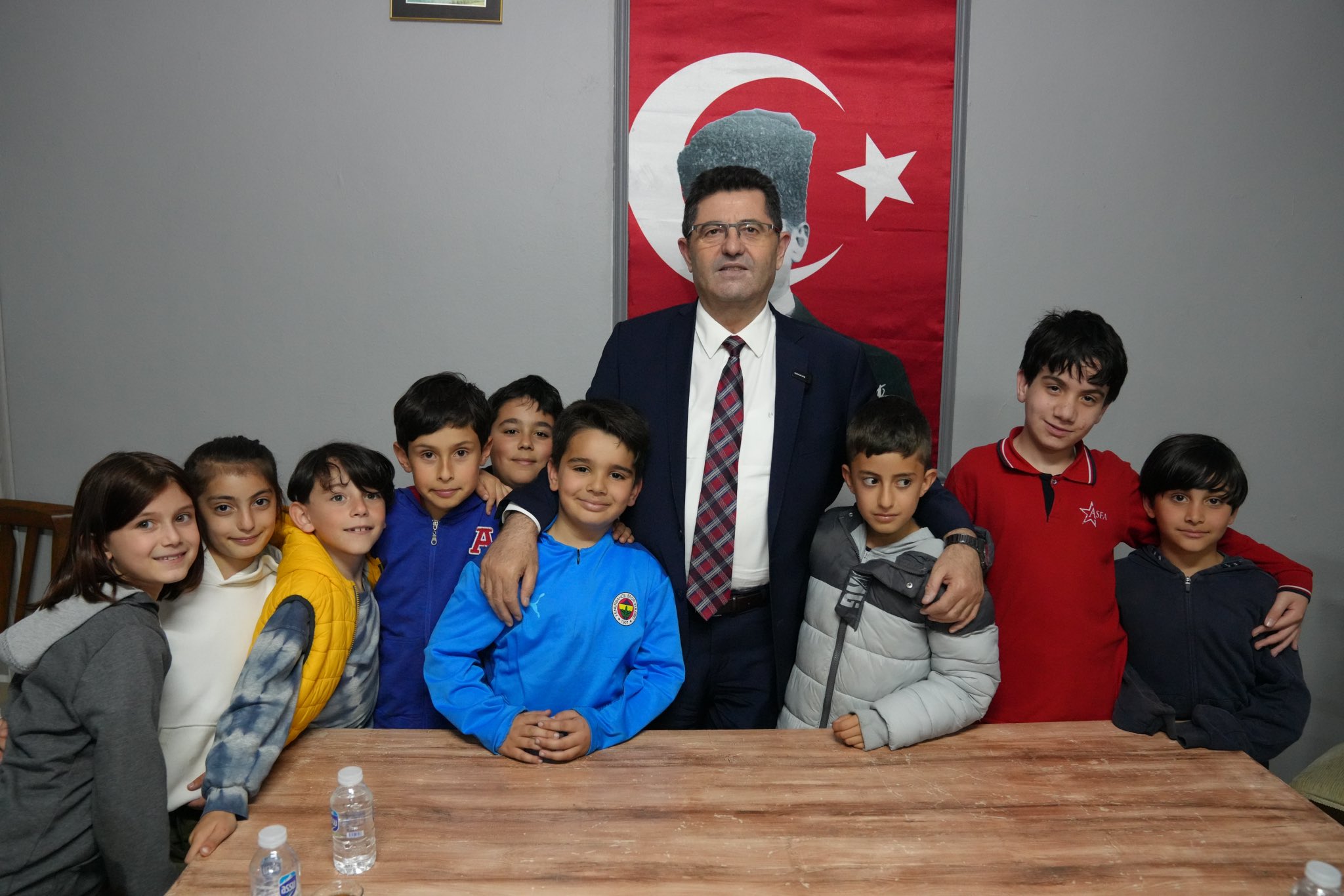 Çekmeköy’de CHP’li Orhan Çerkez, 15 Yıllık AK Parti Saltanatına Son Vererek İlçe Halkının Sevgilisi Haline Geldi