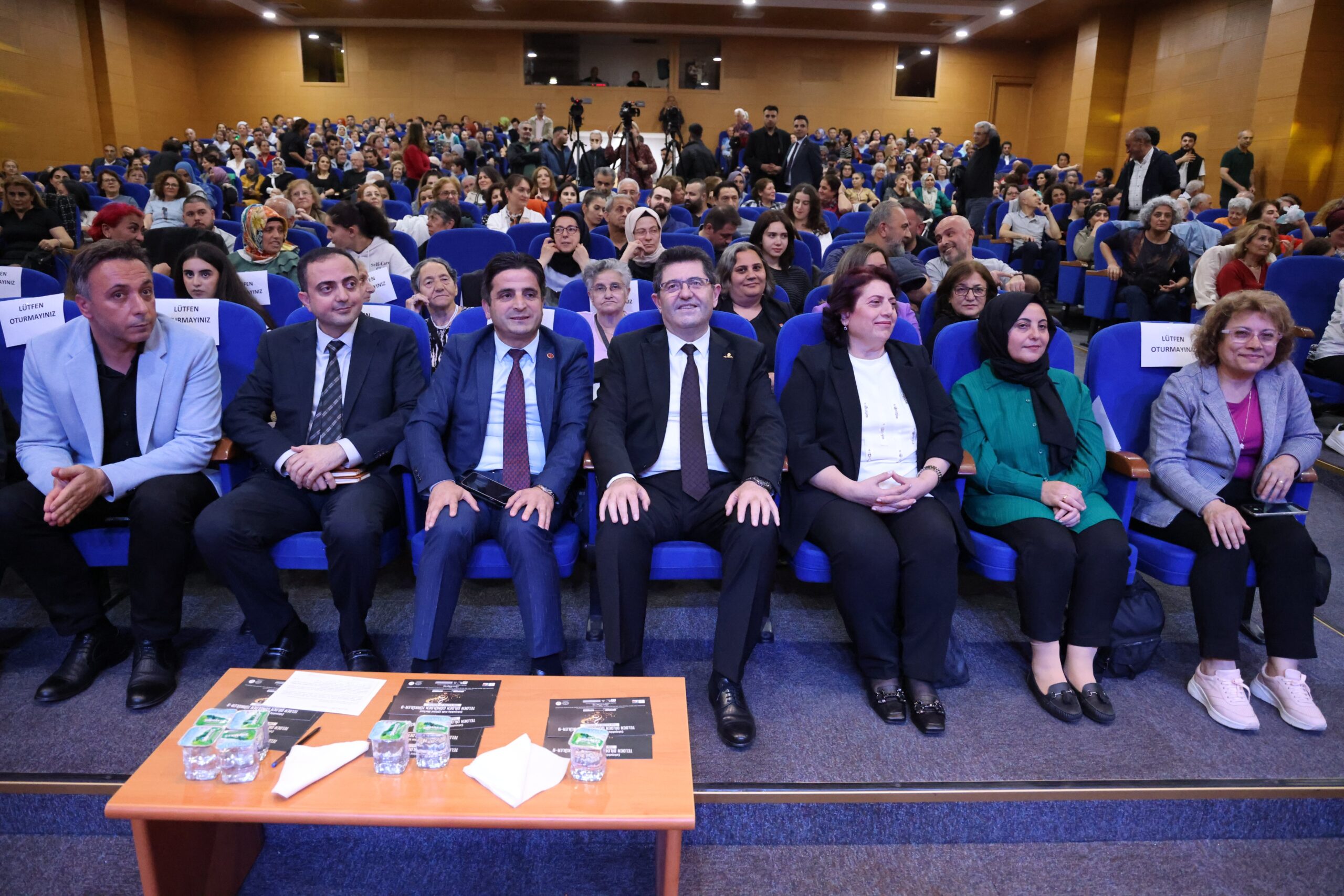 Çekmeköy Belediye Başkanı Orhan Çerkez Türk Halk Müziği Konserinde