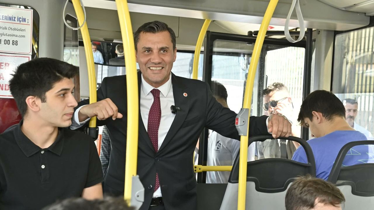 “Manisa Belediyesi Öğrencilere Ücretsiz Toplu Taşıma Sağlıyor”