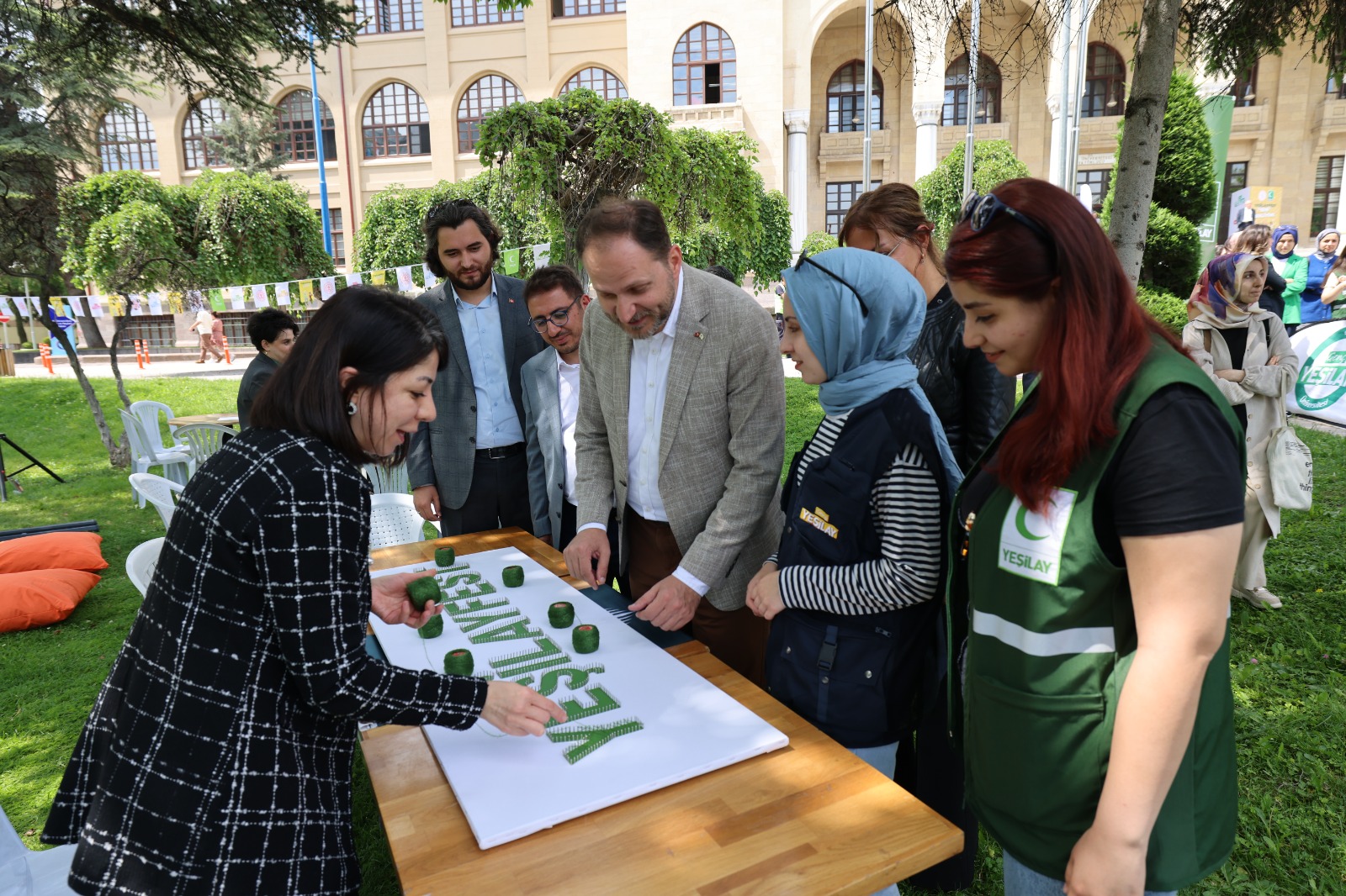 YEŞİLAYFEST: İNSAN BAĞIMLI OLMADAN DA EĞLENEBİLİR, SOSYALLEŞEBİLİR.