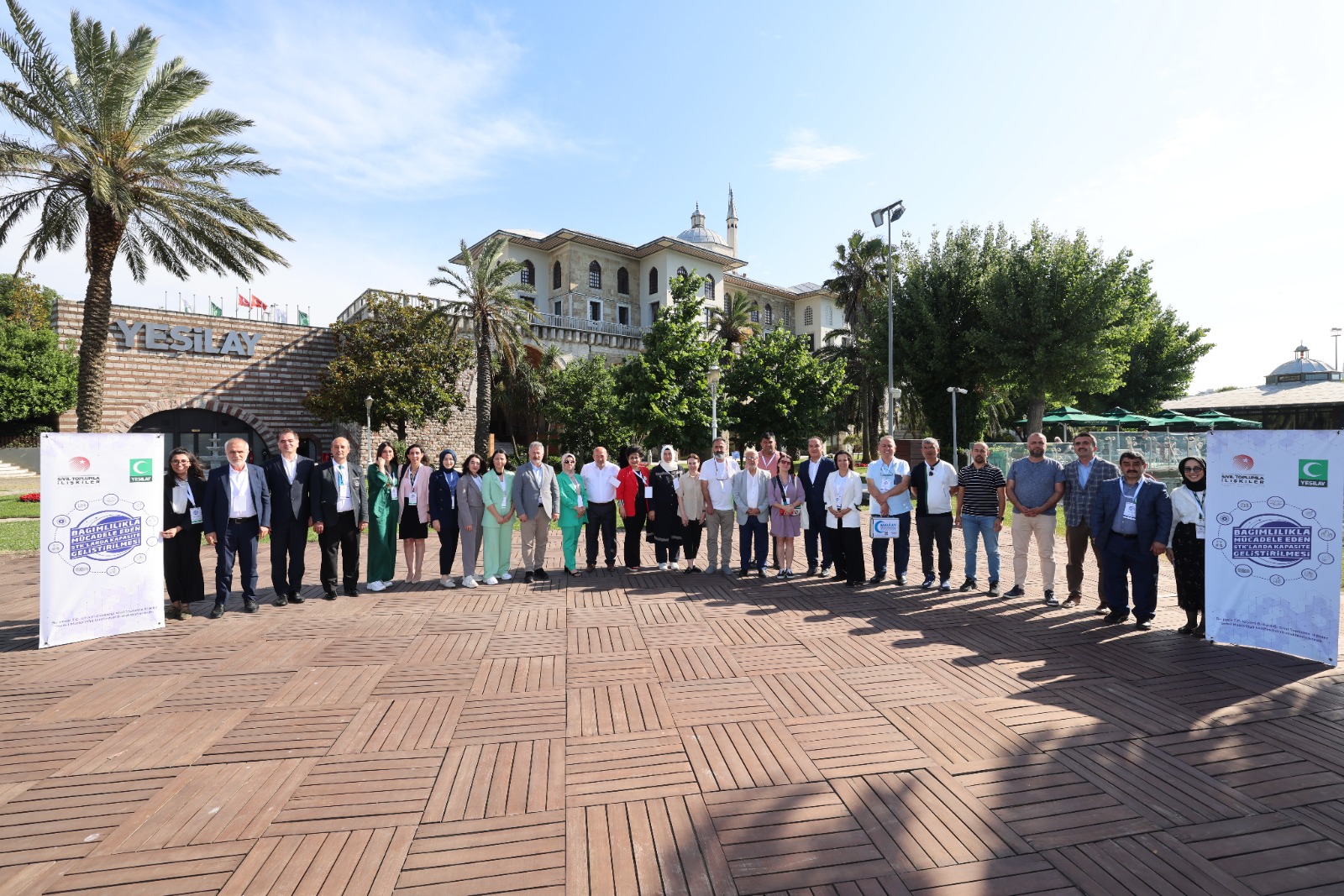 Yeşilay Genel Başkanı Doç. Dr. Mehmet Dinç: “Bağımlılık meselesi tek bir kurumun kaldırabileceği bir yük değil. Bilgimizi ve tecrübemizi paylaşmak zorundayız.”