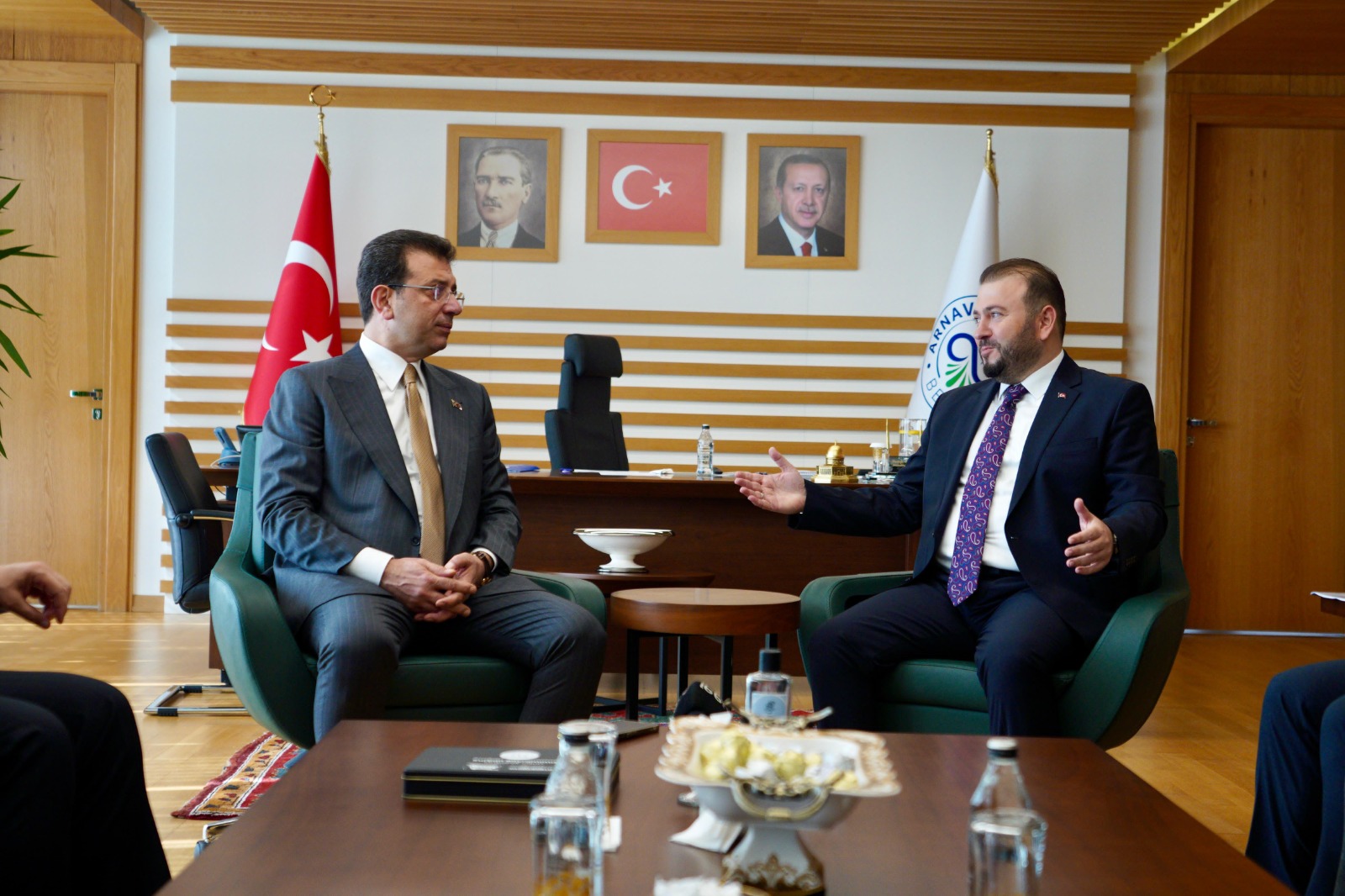 BAŞKAN İMAMOĞLU: İNSAN, DİYALOG KURDUKÇA DAHA MANTIKLI, DAHA DOĞRU KARARLAR ALABİLİYOR