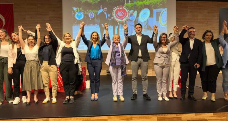 Ataşehir CHP Kadın Kolları Kongresinde Yeni Başkan Seçildi