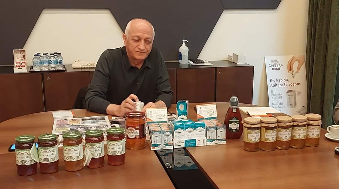 Özgür Altıparmak Çekmeköy Kent Konseyi Başkanlığı’na Seçildi