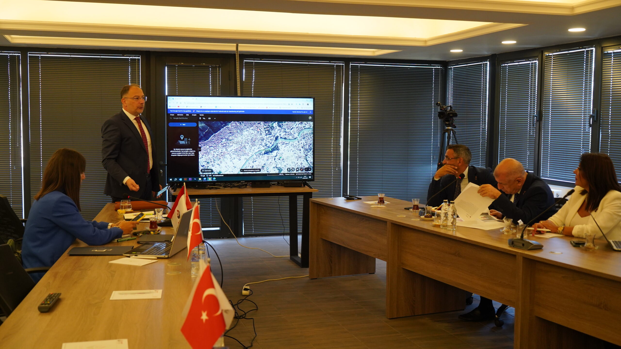 Vedad Gürgen’den Zafer Partisi’ne Rezerv Alan Yasası Bilgilendirmesi