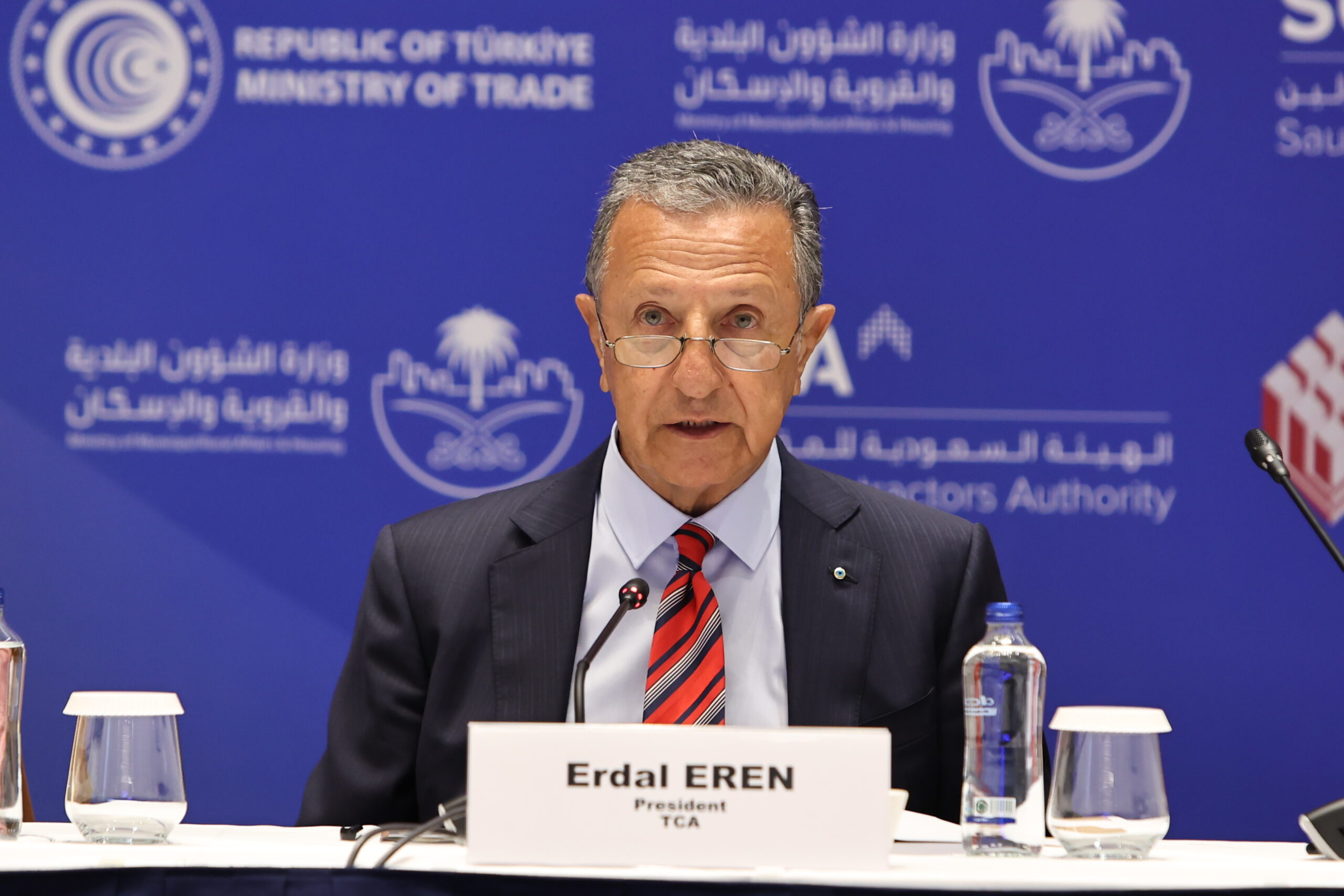 Suudi müteahhitler yol ve geri dönüşüm projeleri için Türk müteahhitlerle buluştu 