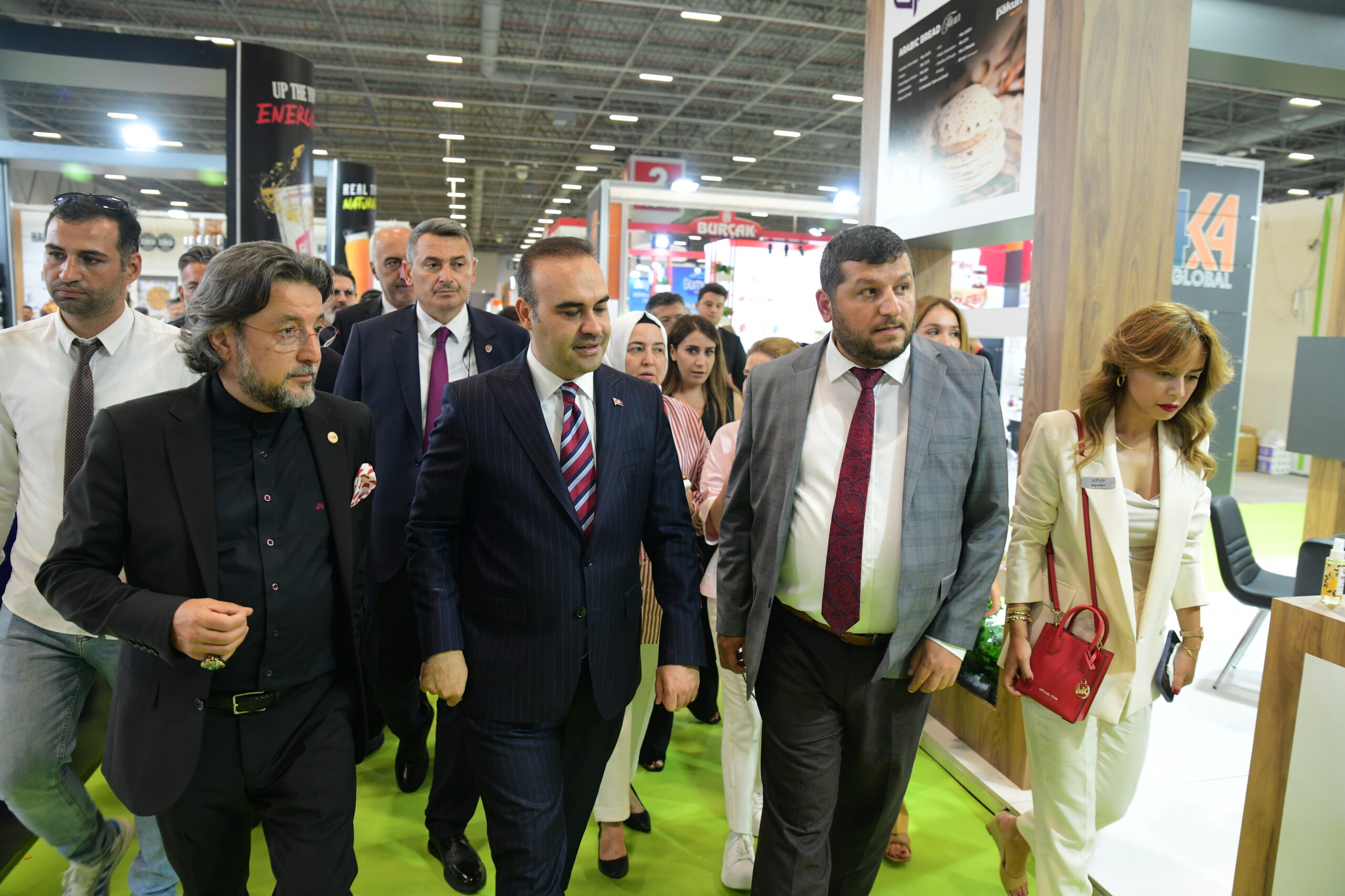 T.C. SANAYİ VE TEKNOLOJİ BAKANI F İSTANBUL’UN AÇILIŞINI GERÇEKLEŞTİRDİ