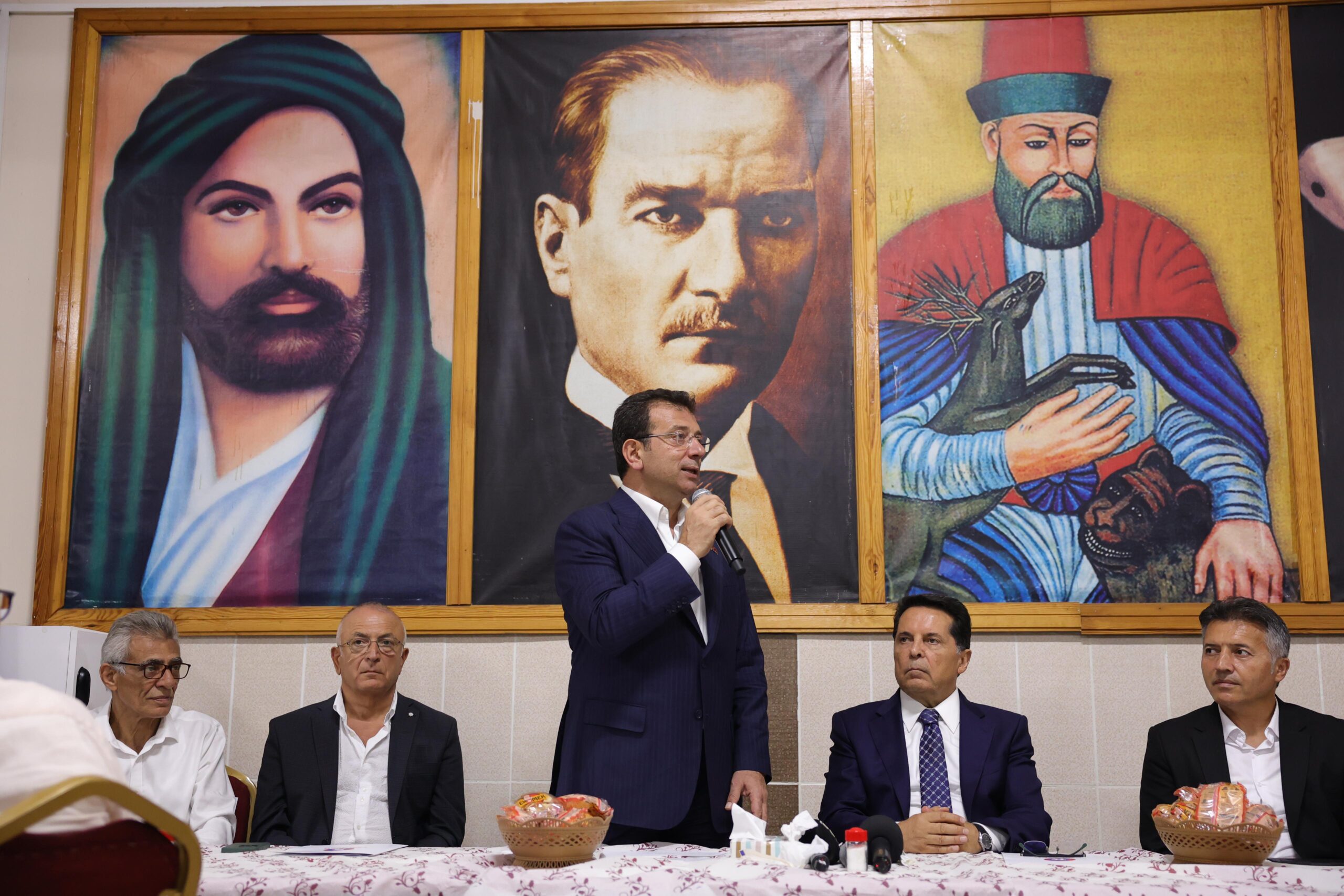 İMAMOĞLU: “CEMEVLERİ ALEVİ VATANDAŞLARIMIZIN İBADETHANELERİDİR, NOKTA”