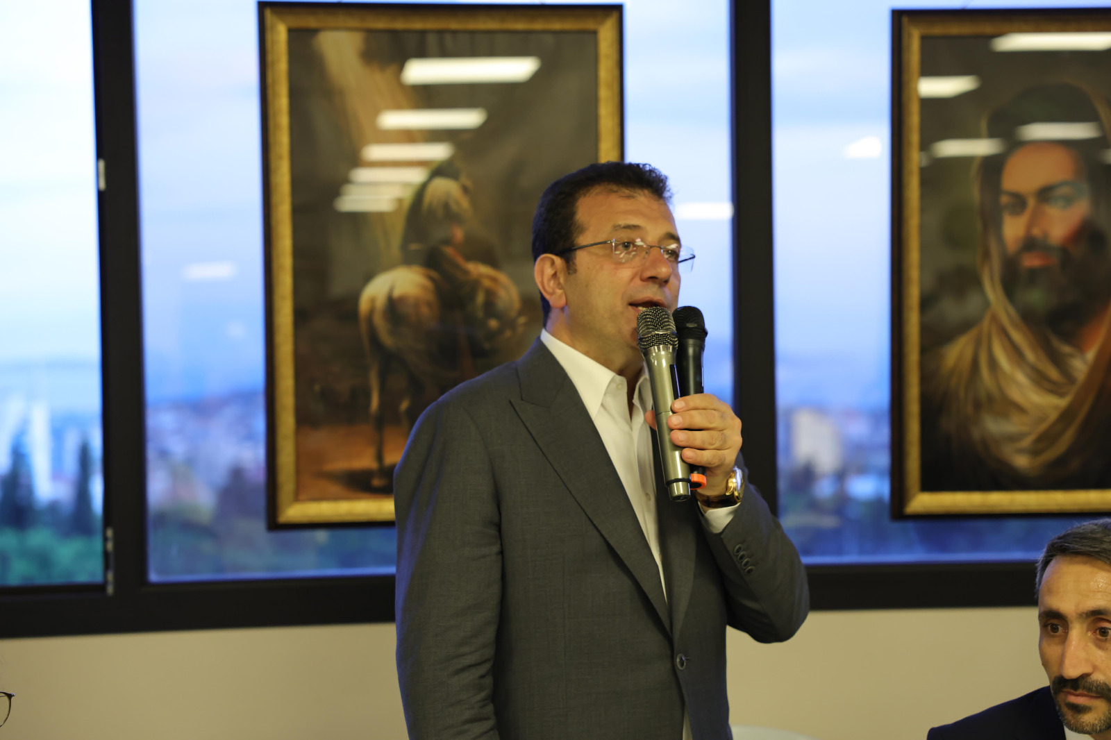 İMAMOĞLU: ALEVİ VATANDAŞLARIMIZIN İBADETHANESİNİ BELİRLEMEK ALEVİ VATANDAŞLARIMIZIN İŞİDİR; KAMUNUN SİZE OLAN BORCUDUR, BİR LÜTUF DEĞİLDİR