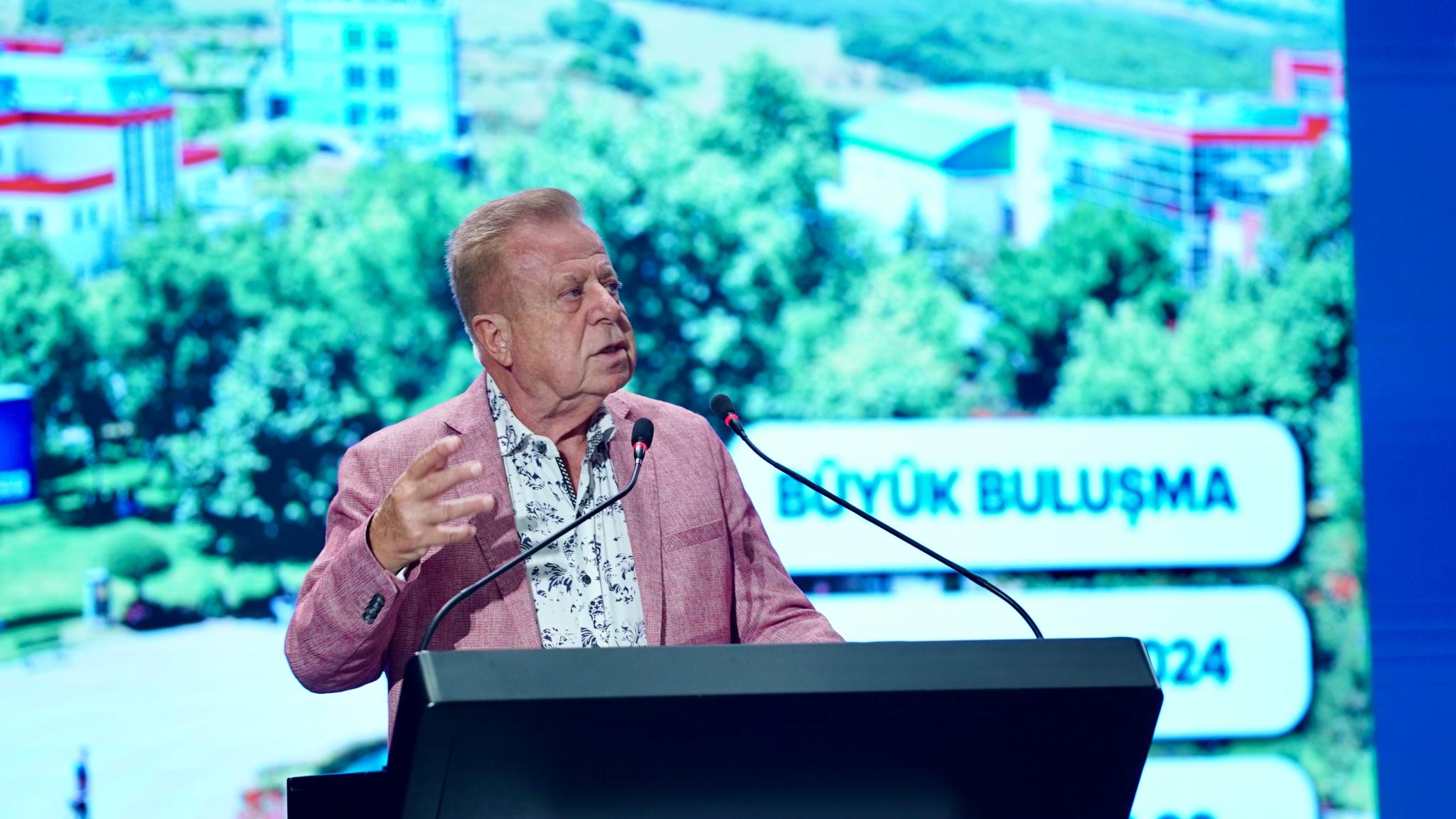 İstanbul Okan Üniversitesi’nde Büyük Buluşma: Aday Öğrencilere Rehberlik ve Tavsiyeler Sunuldu