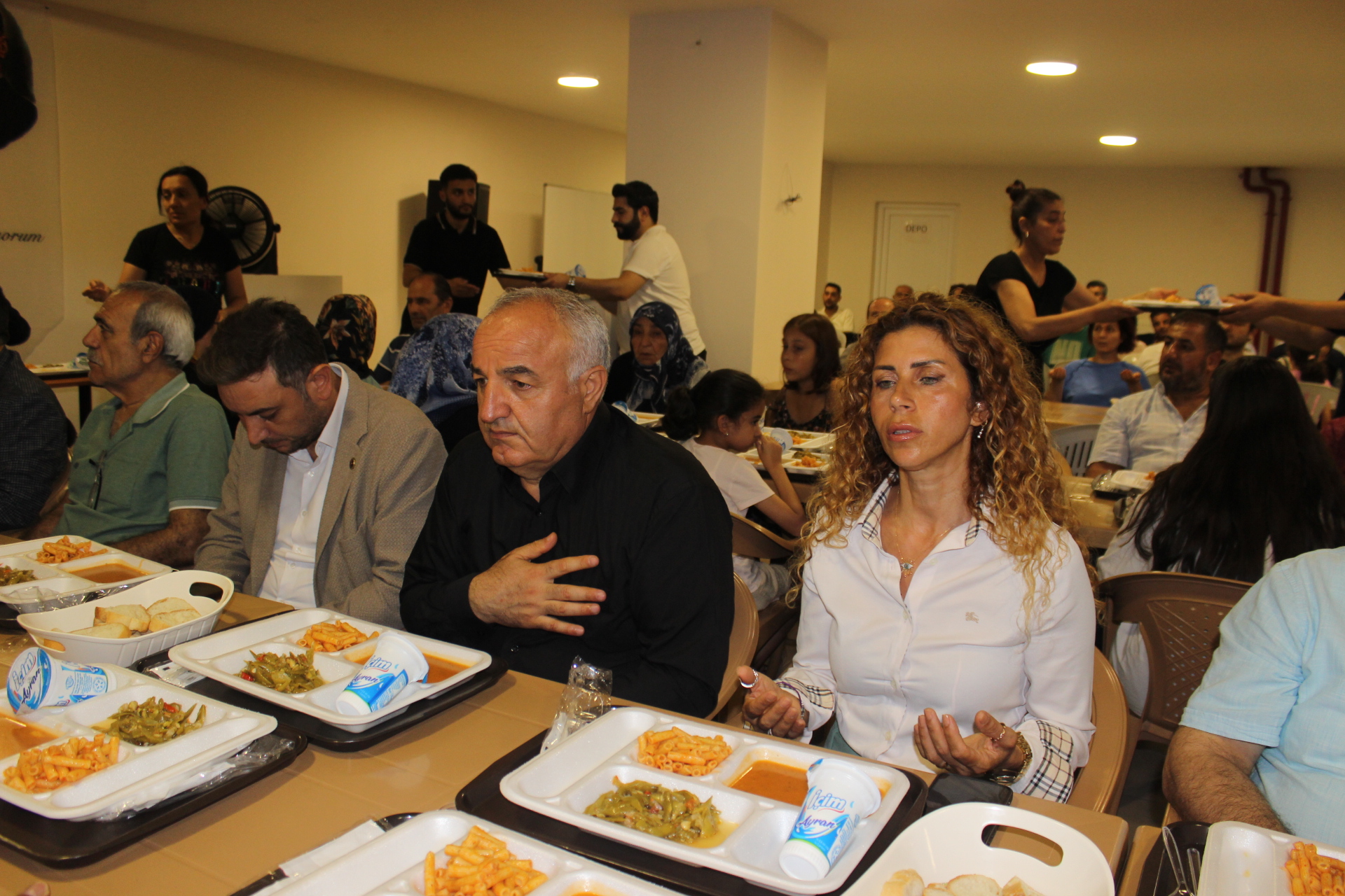 Çekmeköy’de Muharrem Ayının 9. Gününde Lokma İkramı