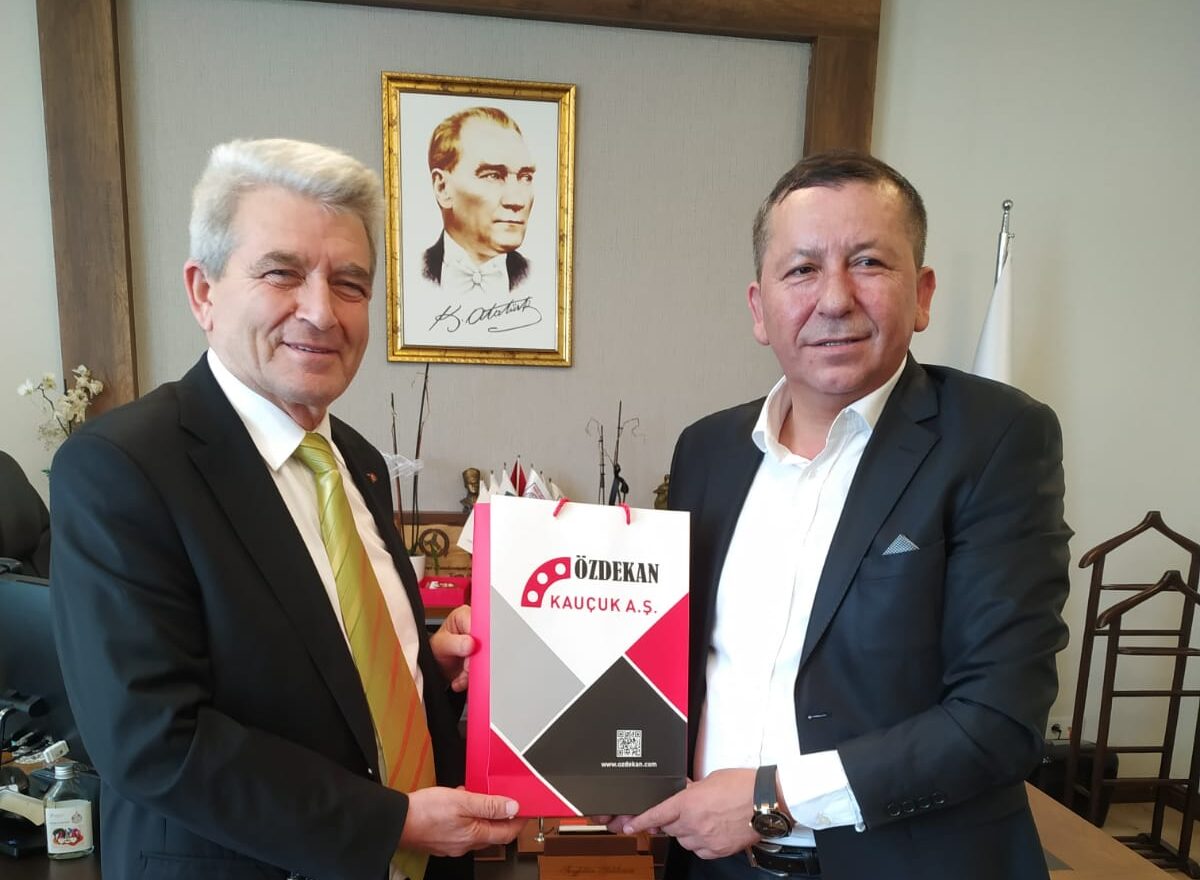 Çekmeköy’ün İş Dünyasından Önemli Ziyaret: Hamit Çelik, Bora Kılıç ve Seyfettin Yıldırım İle Görüştü