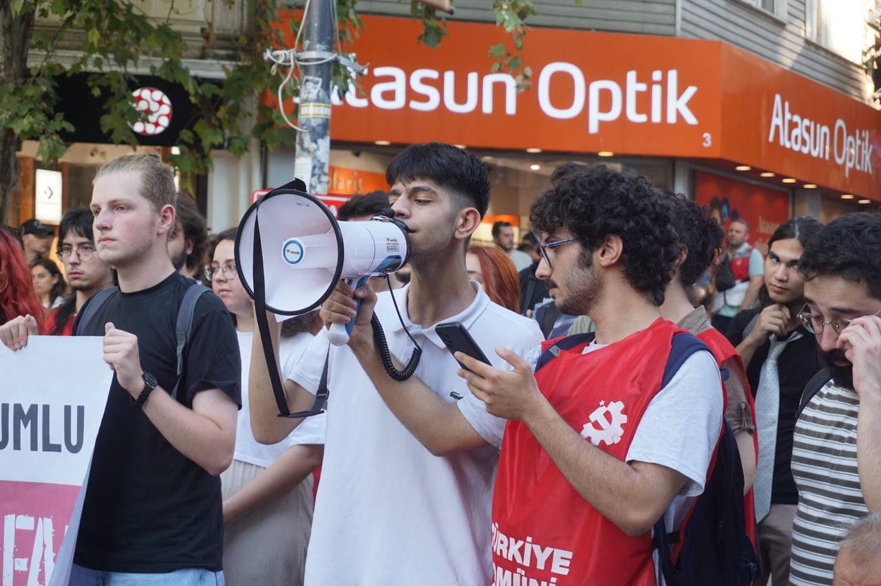 TKP’li gençlerden MESEM tepkisi “2023-2024 eğitim öğretim yılında 9 meslek liseli çalıştığı iş yerinde hayatını kaybetti”