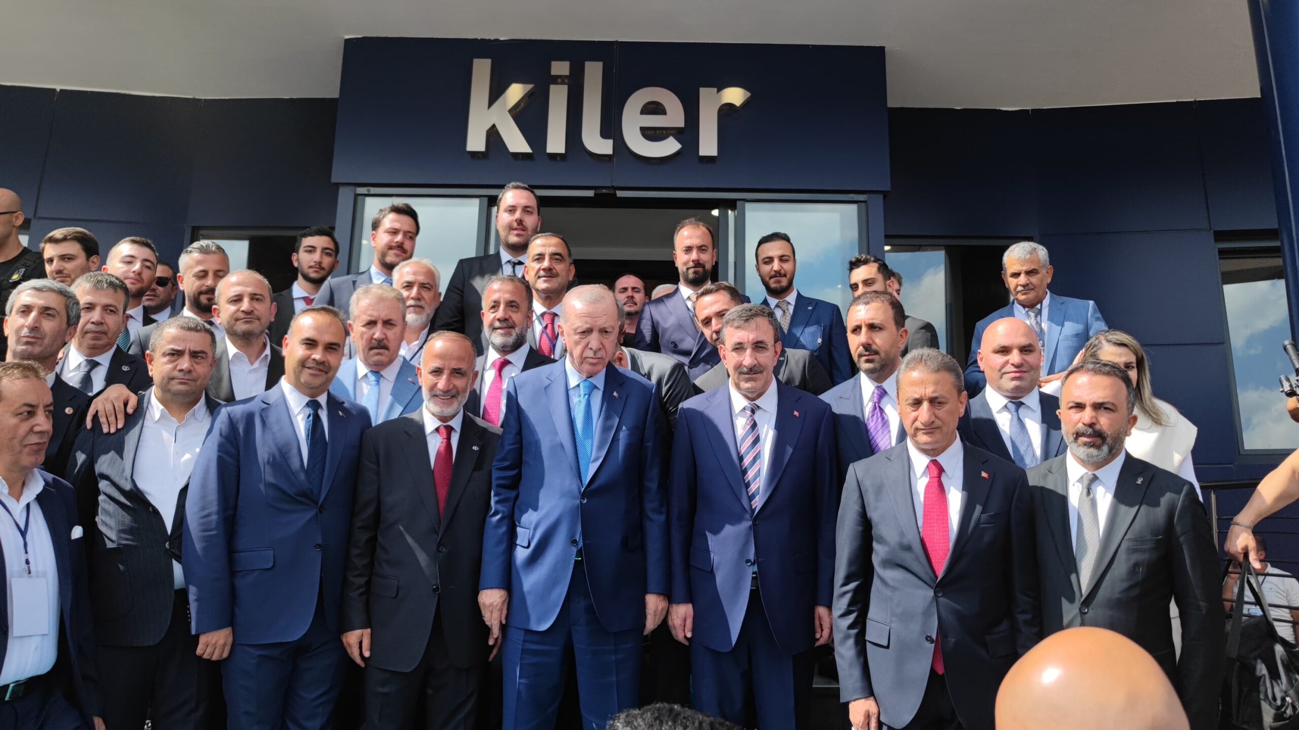 Bitlis’teki ‘Kiler İplik Fabrikası’nı Cumhurbaşkanı Erdoğan’ın Açtı