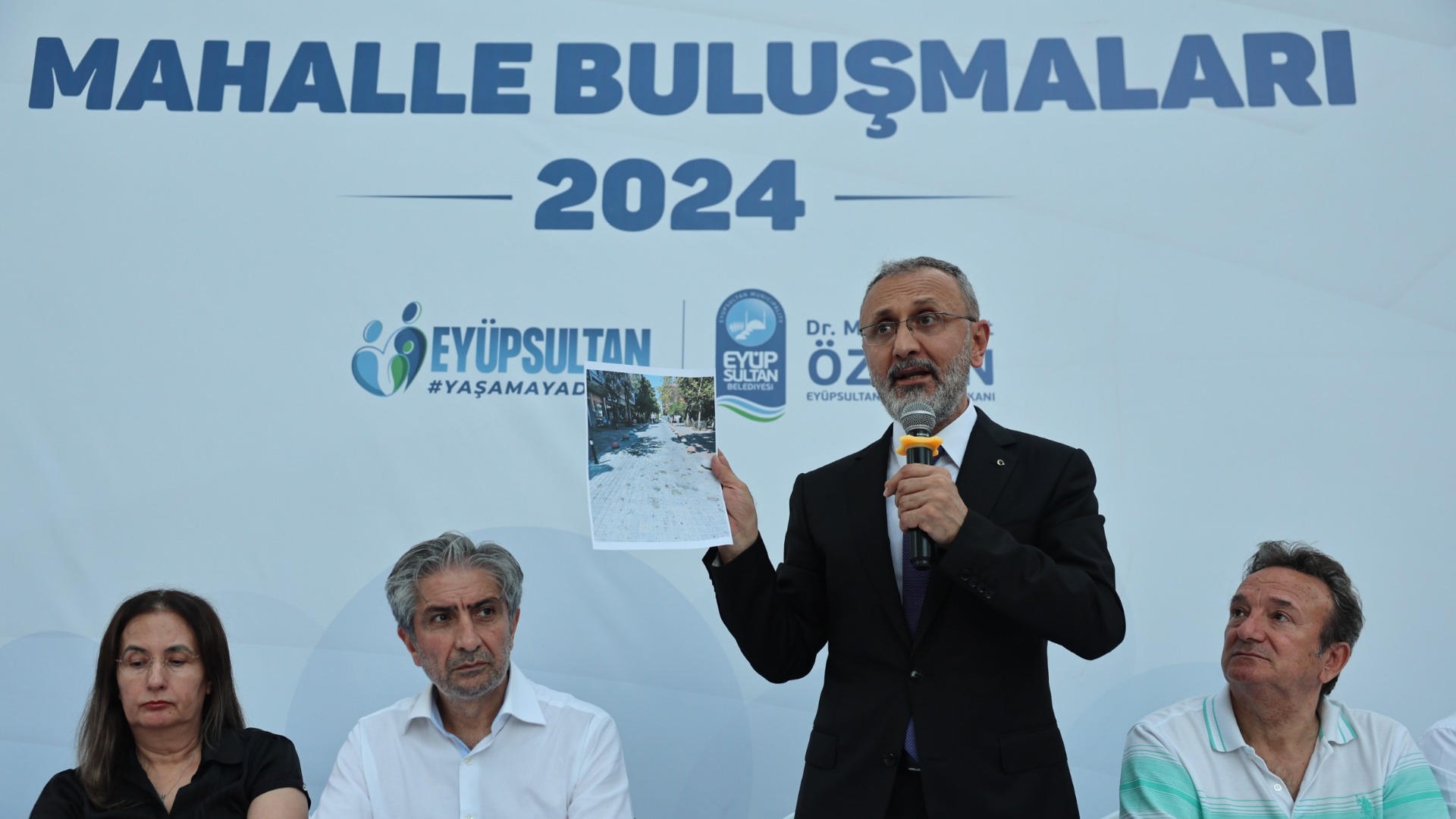 Eyüpsultan Belediye Başkanı Dr. Mithat Bülent Özmen, Mahalle Buluşmaları’nda Sakinlerle Bir Araya Geldi*