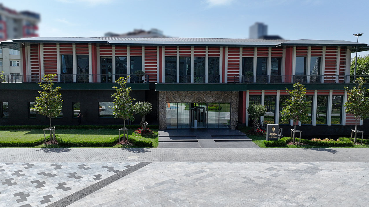 Ümraniye Belediyesi’nden Yeni Eğitim Merkezi: Fazlı Aydın Millet Kütüphanesi Hizmete Girdi