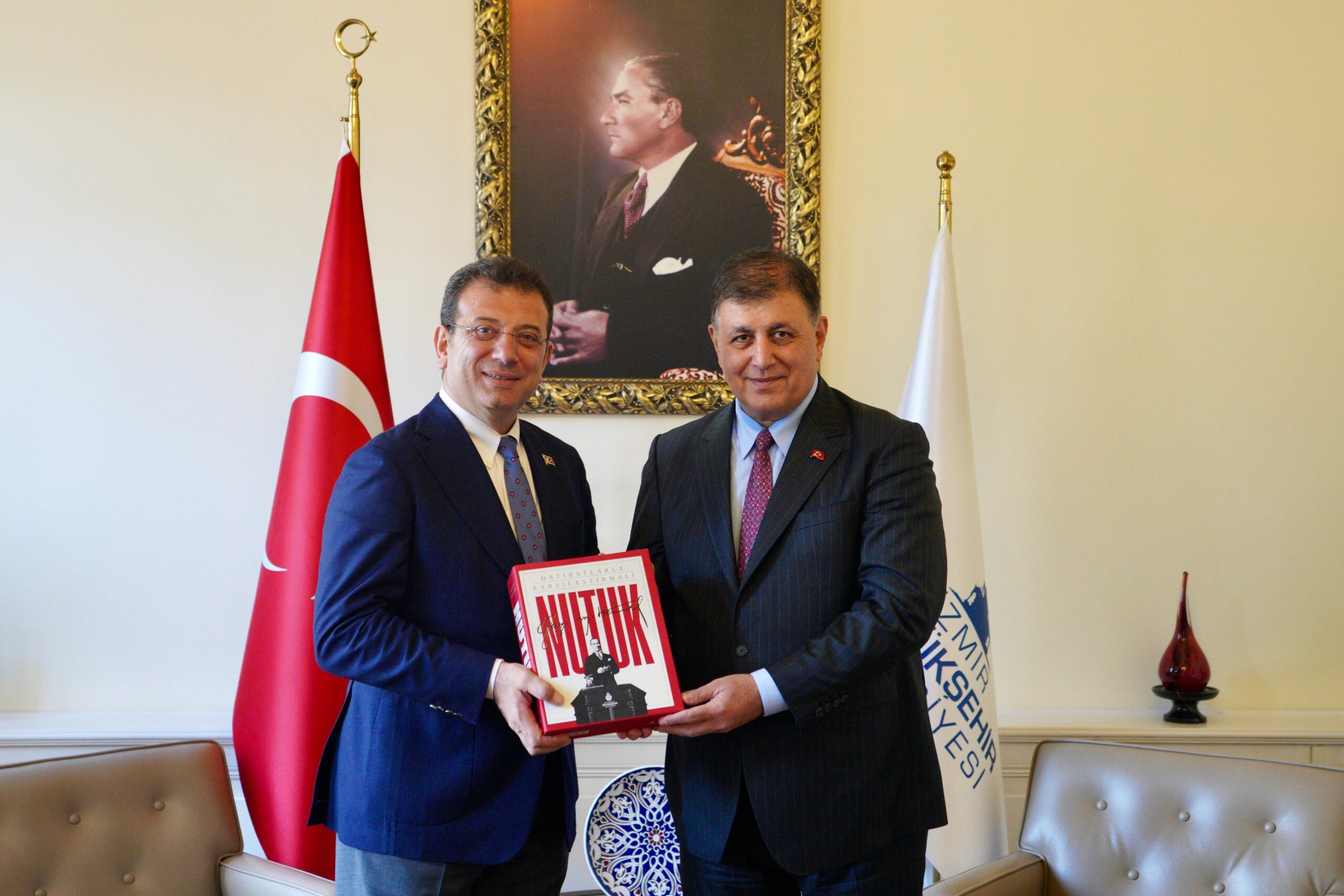 İstanbul ve İzmir’den Akıllı Şehir İş Birliği: İmamoğlu ve Tugay Protokol İmzaladı