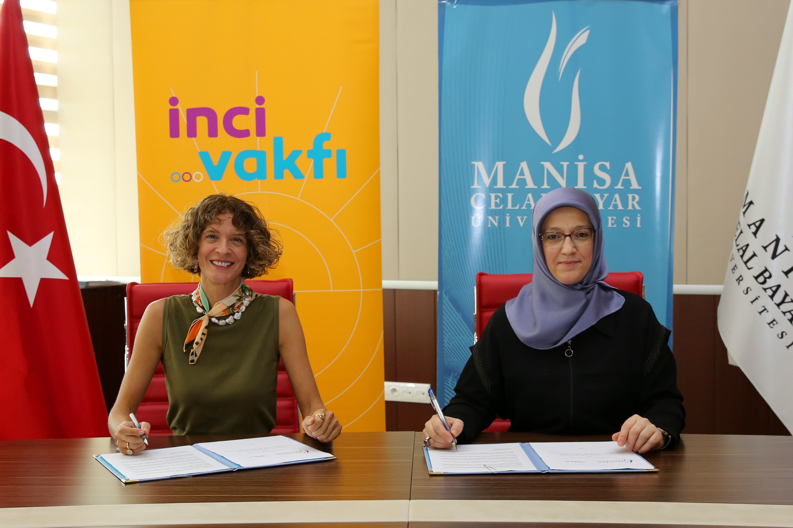 Cevdet İnci Eğitim Vakfı ile Celal Bayar Üniversitesi iş birliği protokolü imzalandı