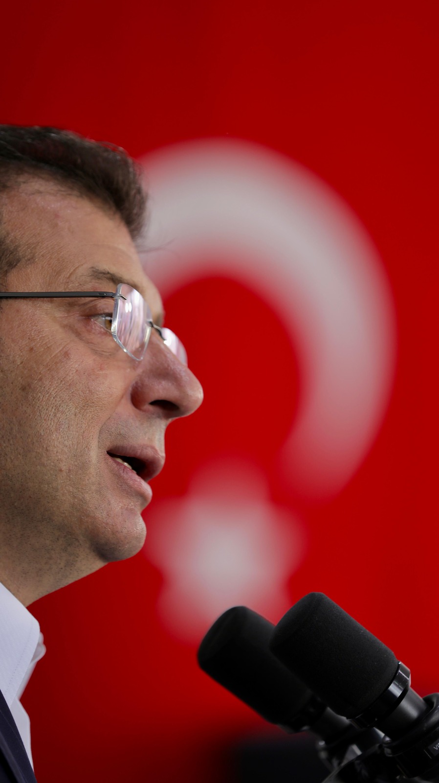 İMAMOĞLU: ‘MİLLETİN SORUNLARI YERİNE, BAŞKA ŞEYLERLE UĞRAŞANLAR, BENİM YOL ARKADAŞIM DEĞİLDİR. NOKTA.”