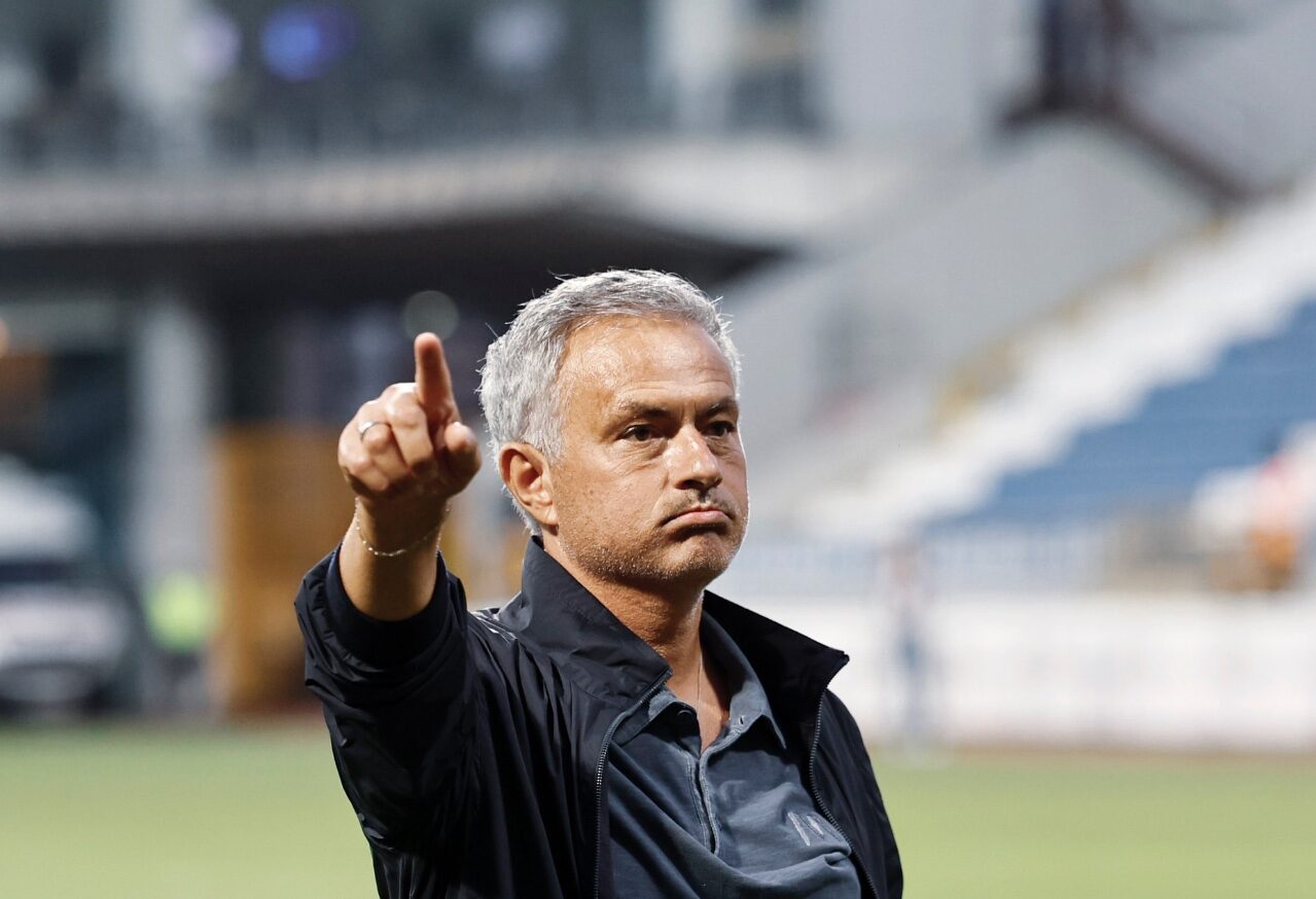 Jose Mourinho’dan Maç Değerlendirmesi: “İkinci Yarıda Aynı Hırsı Gösteremedik”