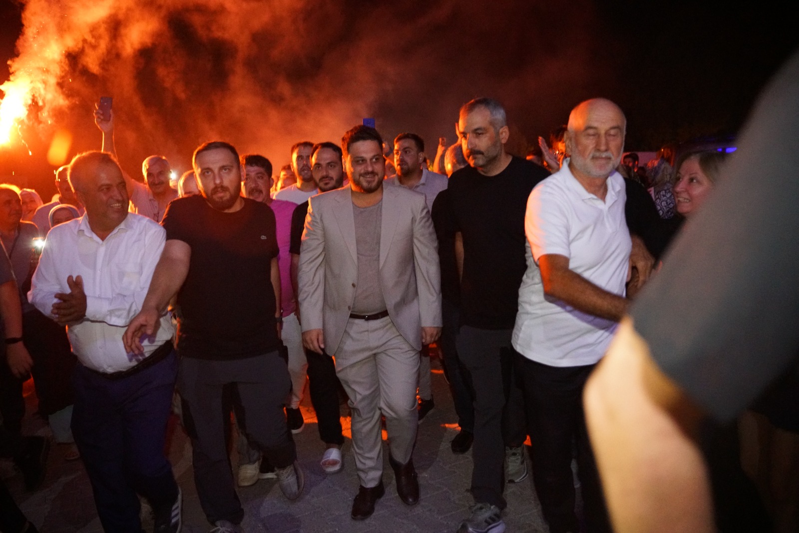 BTP gençlik kampının 2. Gününden renkli görüntüler Paneller, spor turnuvası, söz merasimi, türkü şöleni…