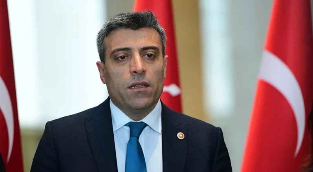 Yenilik Partisi Genel Başkanı Öztürk Yılmaz’dan Sert Açıklamalar: “Atatürk’ü Yok Sayamazsınız”