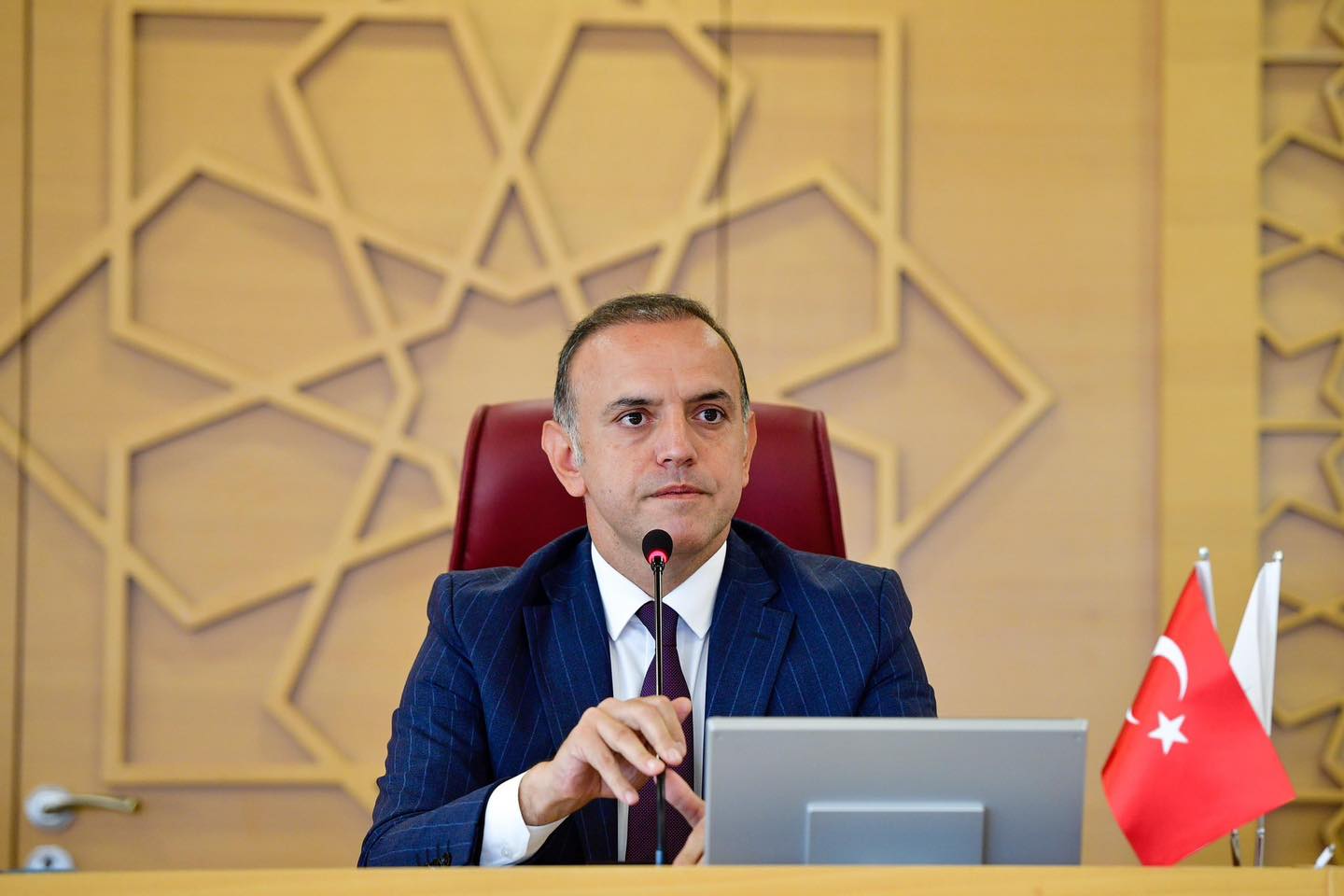 Yeğin’den Ağır İthamlar: “500 Bin Paket Kahve Dağıtmışlar”