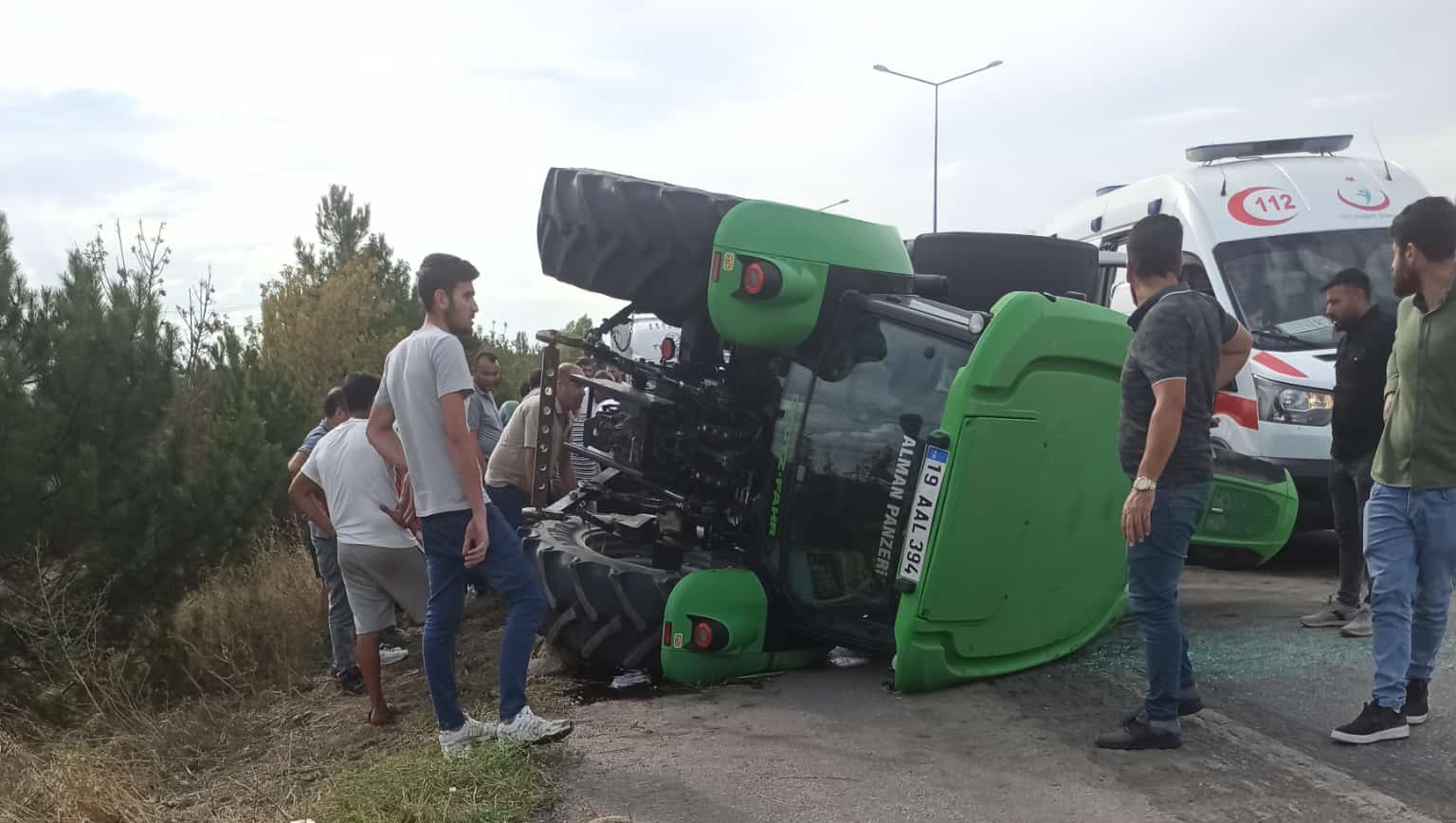 Aydın'ın Bozdoğan ilçesinde traktör kazası: 1 genç hayatını kaybetti, 1 yaralı