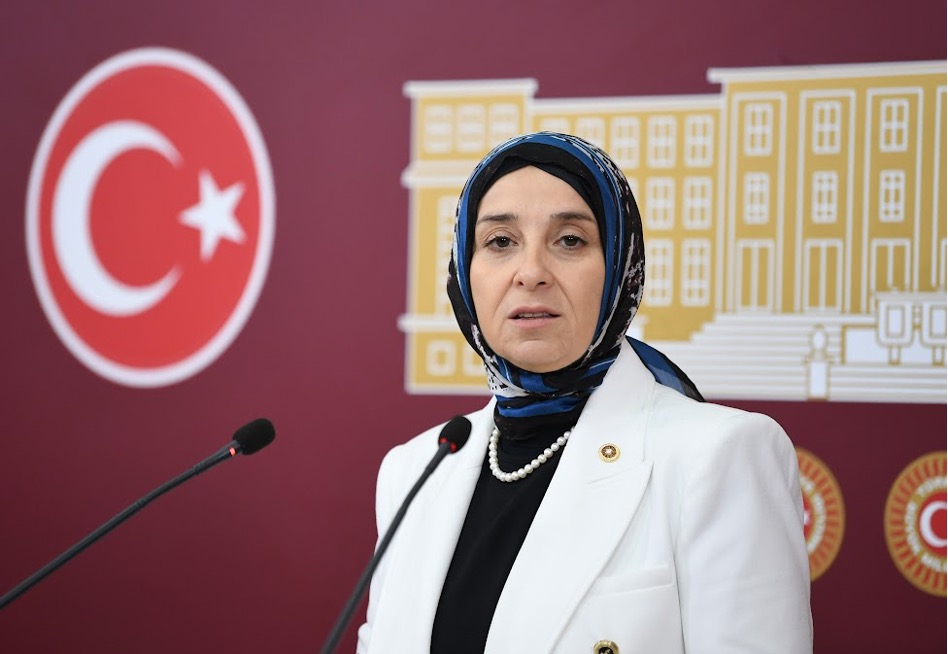 DEVA Partili Esen, Etki Ajanlığı Yasası’nı yorumladı: “Önemli fakat şaibeli”