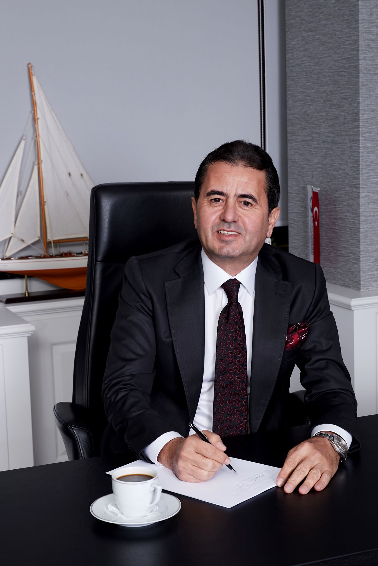 Kelebek Mobilya, Bahçelievler Belediyesi Spor Kulübü Kadın Voleybol Takımı’nın Destekçisi Oldu