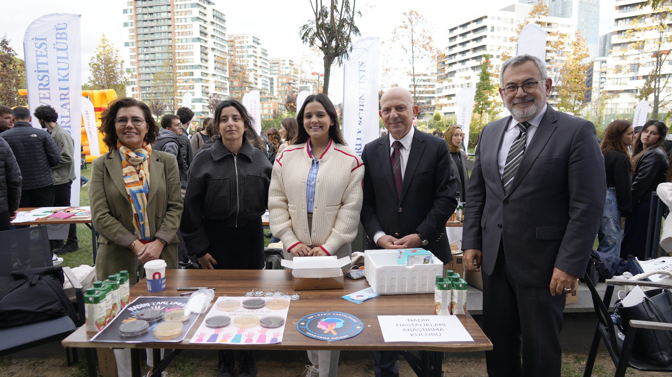 75 Öğrenci Kulübünün Yer Aldığı İstinye Üniversitesi Kulüpler Fuarı, Binlerce Öğrencinin Yoğun İlgisiyle Karşılaştı