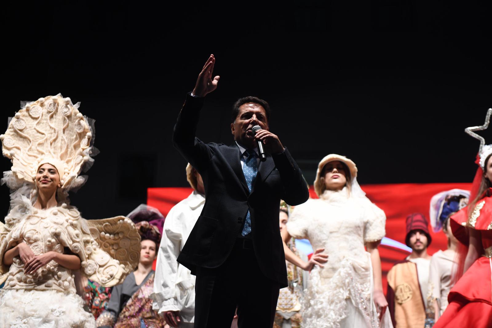 Esenyurt’ta Coşkulu Cumhuriyet Defilesi: Kültür ve Sanatın Yeni Merkezi Olma Yolu