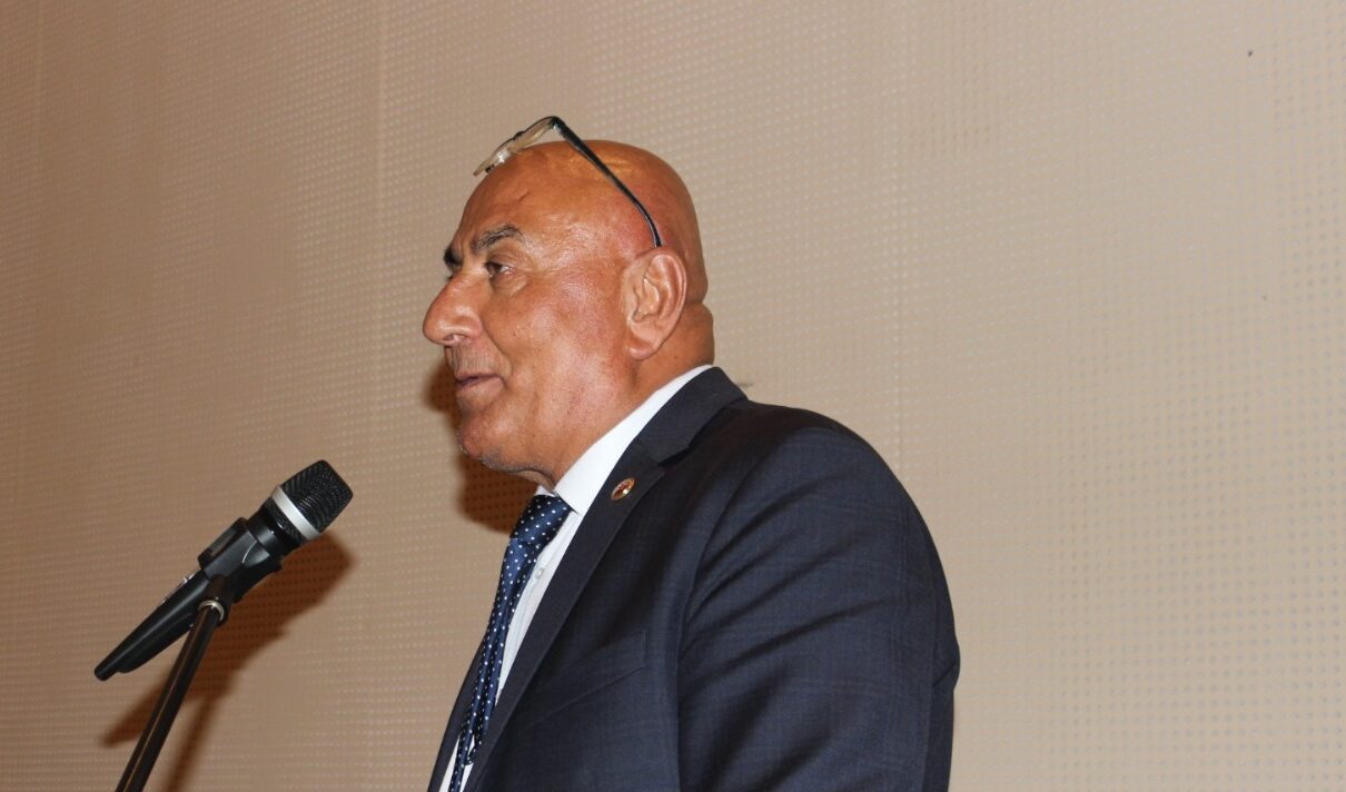 Çekmeköy Meclisi’nde İpler Gerildi: Alagöz’den AKP’ye Ağır Eleştiriler ve Tarihi Göndermeler