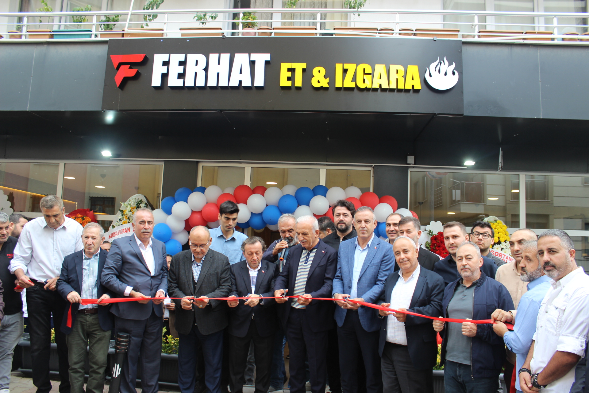 Ümraniye Esenevler Mahallesi’nde FERHAT Et ve Izgara Açılışı Coşkuyla Gerçekleşti