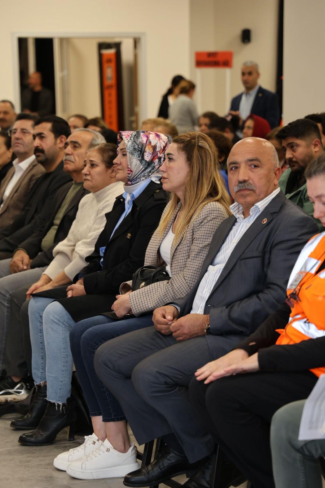 Aziz Fidan’dan 23 Nisan Mesajı: "Egemenliğin Teminatı, Çocuklarımızdır"