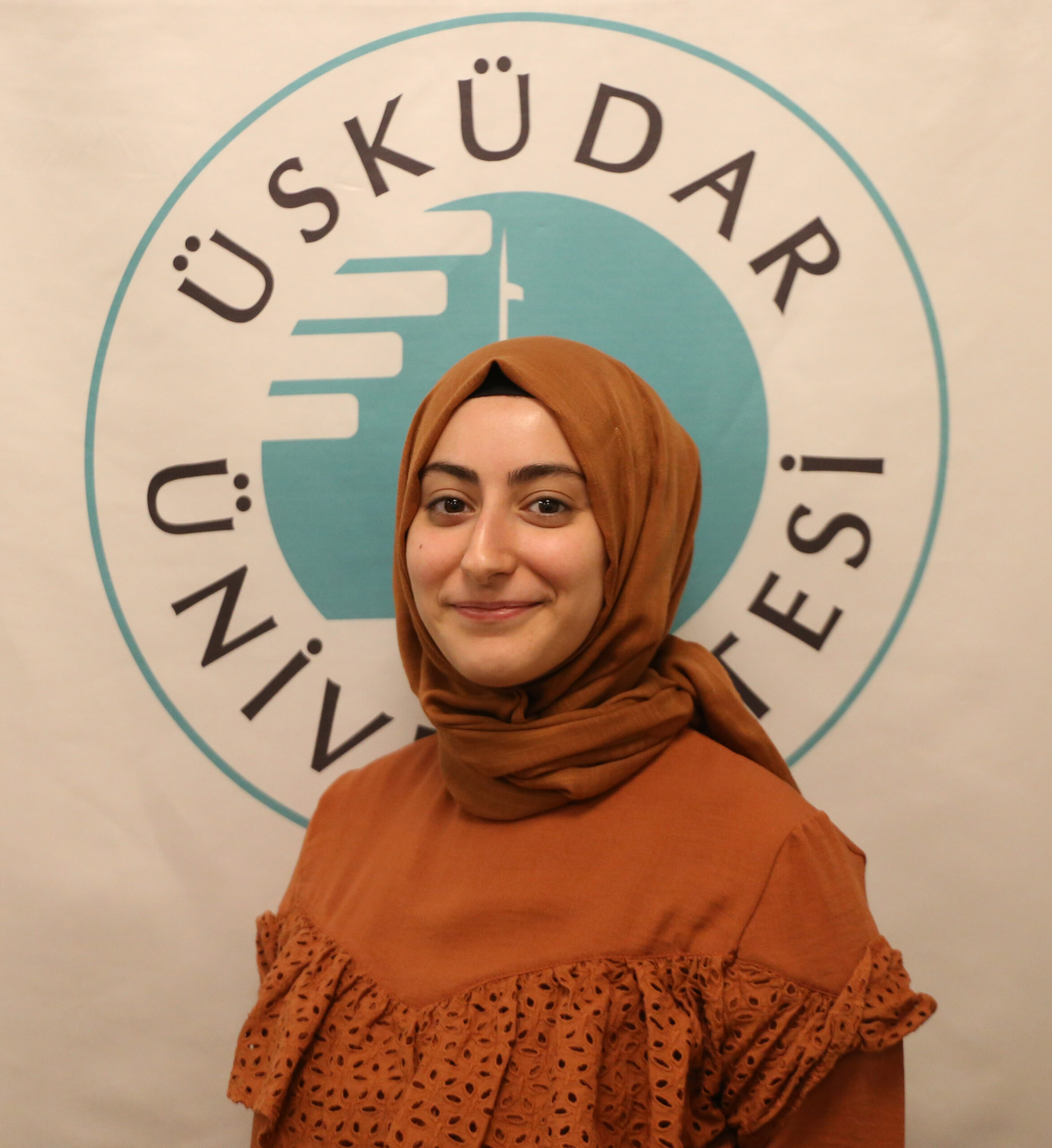 Kulaklıkta maksimum ses seviyesi yüzde 60-80 arasında olmalı!