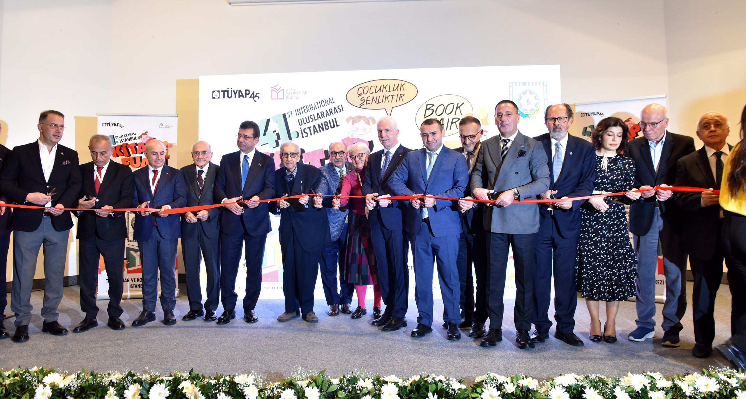 41. Uluslararası İstanbul Kitap Fuarı, “Çocukluk Şenliktir!” Temasıyla Kapılarını Açtı