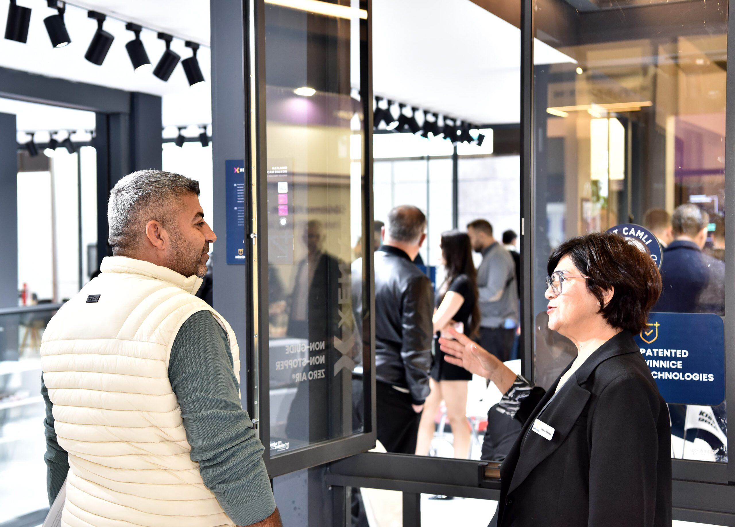 Yapı Sektörünün Kalbi İstanbul’da Atıyor: Avrasya Pencere, Kapı ve Cam Fuarları Başladı!