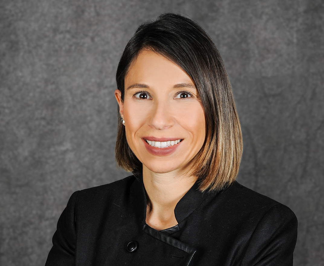 BEGÜM AKÇAL, ÇALIŞANLARI DUYUYOR MUYUZ?