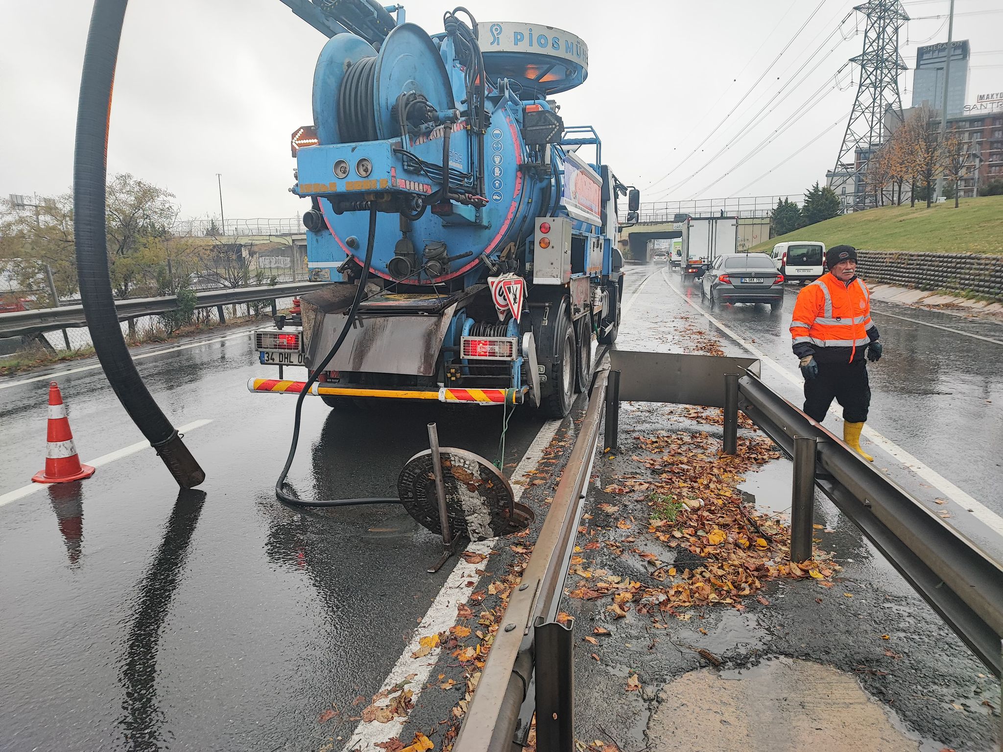 İstanbul İçin Şiddetli Kar ve Fırtına Uyarısı: AKOM Turuncu Alarm Verdi